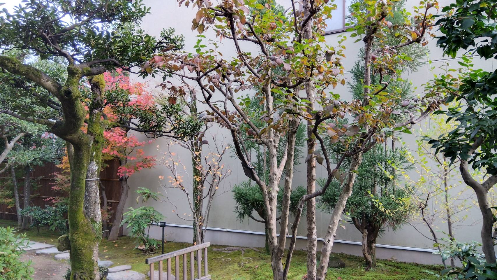 金沢のお香とアロマの香り専門店(石川県金沢市)・金沢観光地・金沢の観光スポット武家屋敷跡近く・人気でおすすめのお土産処-お香専門店のアロマ香房焚屋