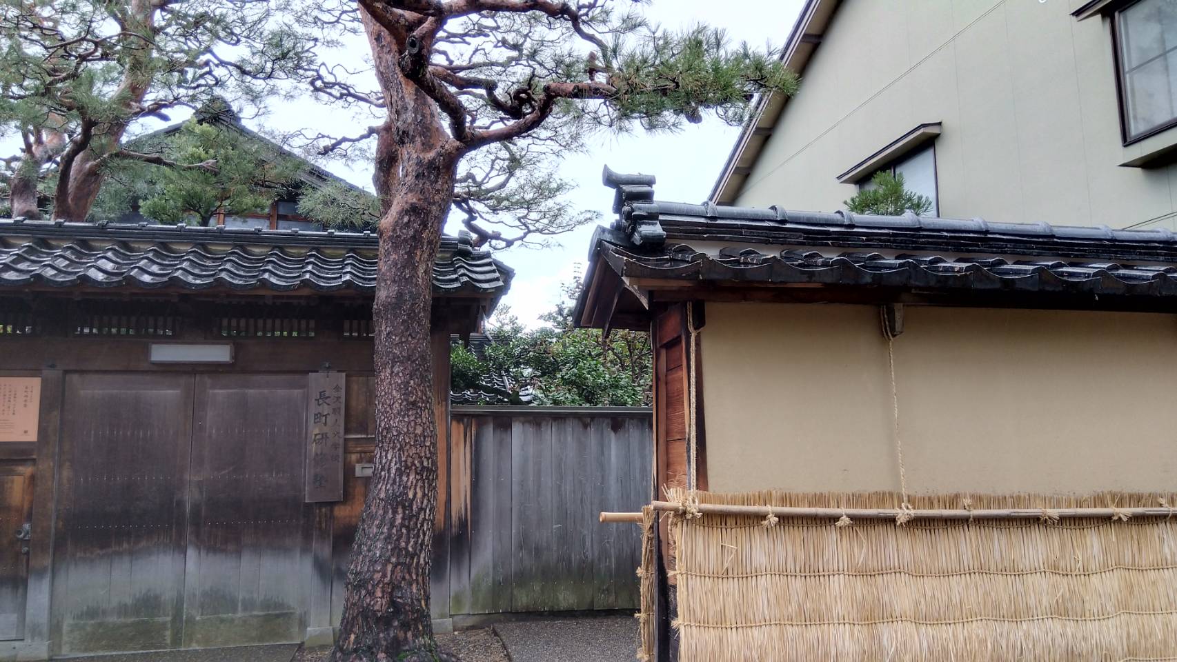金沢のお香とアロマの香り専門店(石川県金沢市)・金沢観光地・金沢の観光スポット武家屋敷跡近く・人気でおすすめのお土産処-お香専門店のアロマ香房焚屋