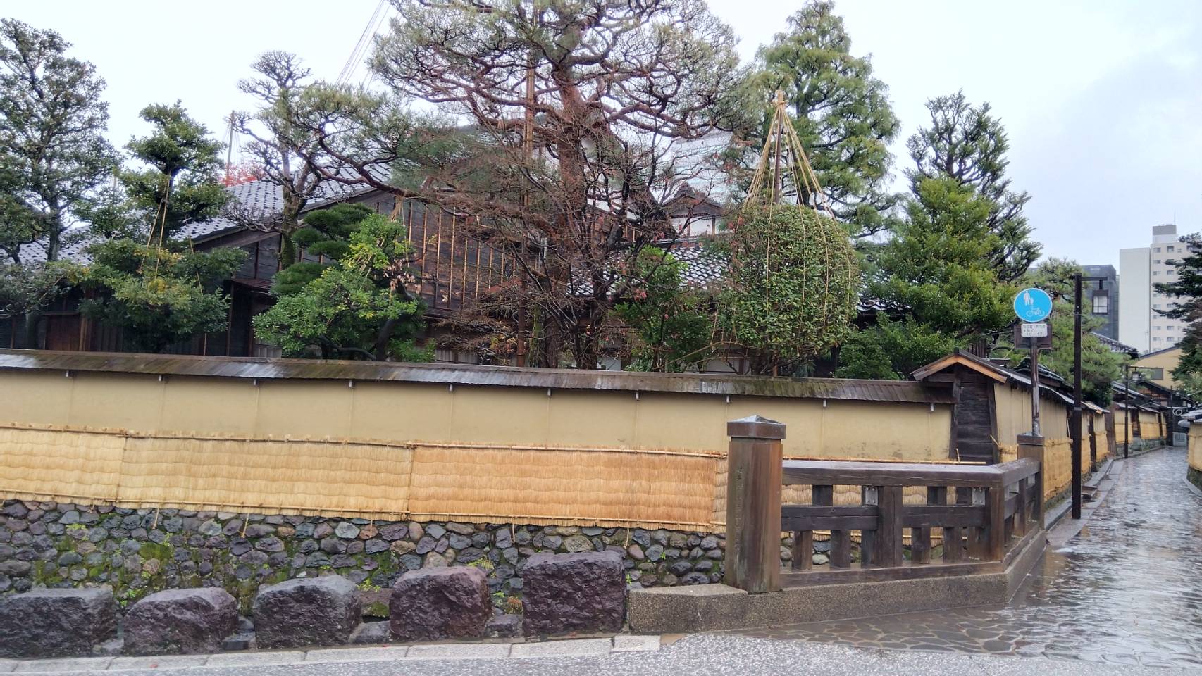 金沢のお香とアロマの香り専門店(石川県金沢市)・金沢観光地・金沢の観光スポット武家屋敷跡近く・人気でおすすめのお土産処-お香専門店のアロマ香房焚屋