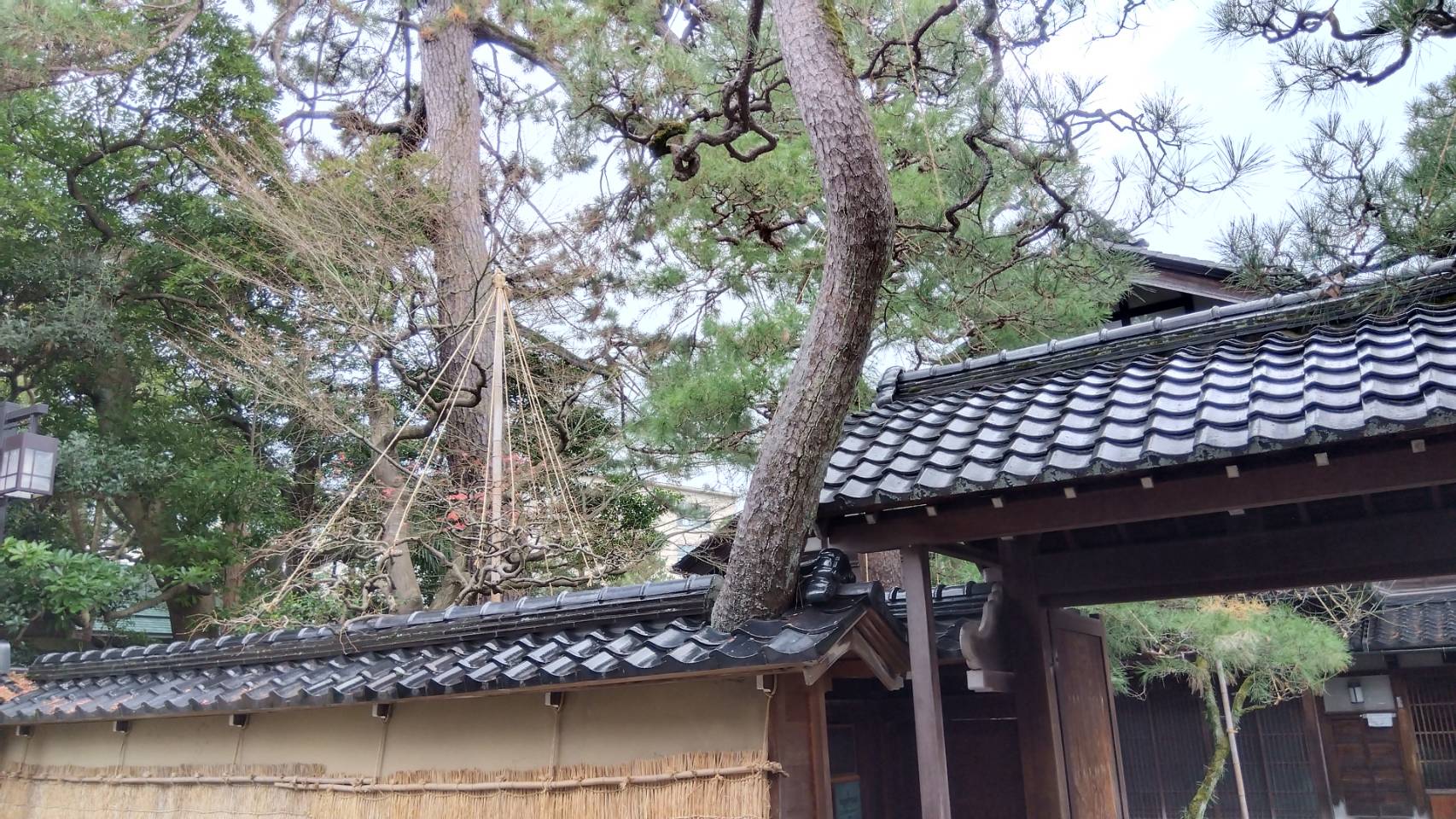 金沢のお香とアロマの香り専門店(石川県金沢市)・金沢観光地・金沢の観光スポット武家屋敷跡近く・人気でおすすめのお土産処-お香専門店のアロマ香房焚屋
