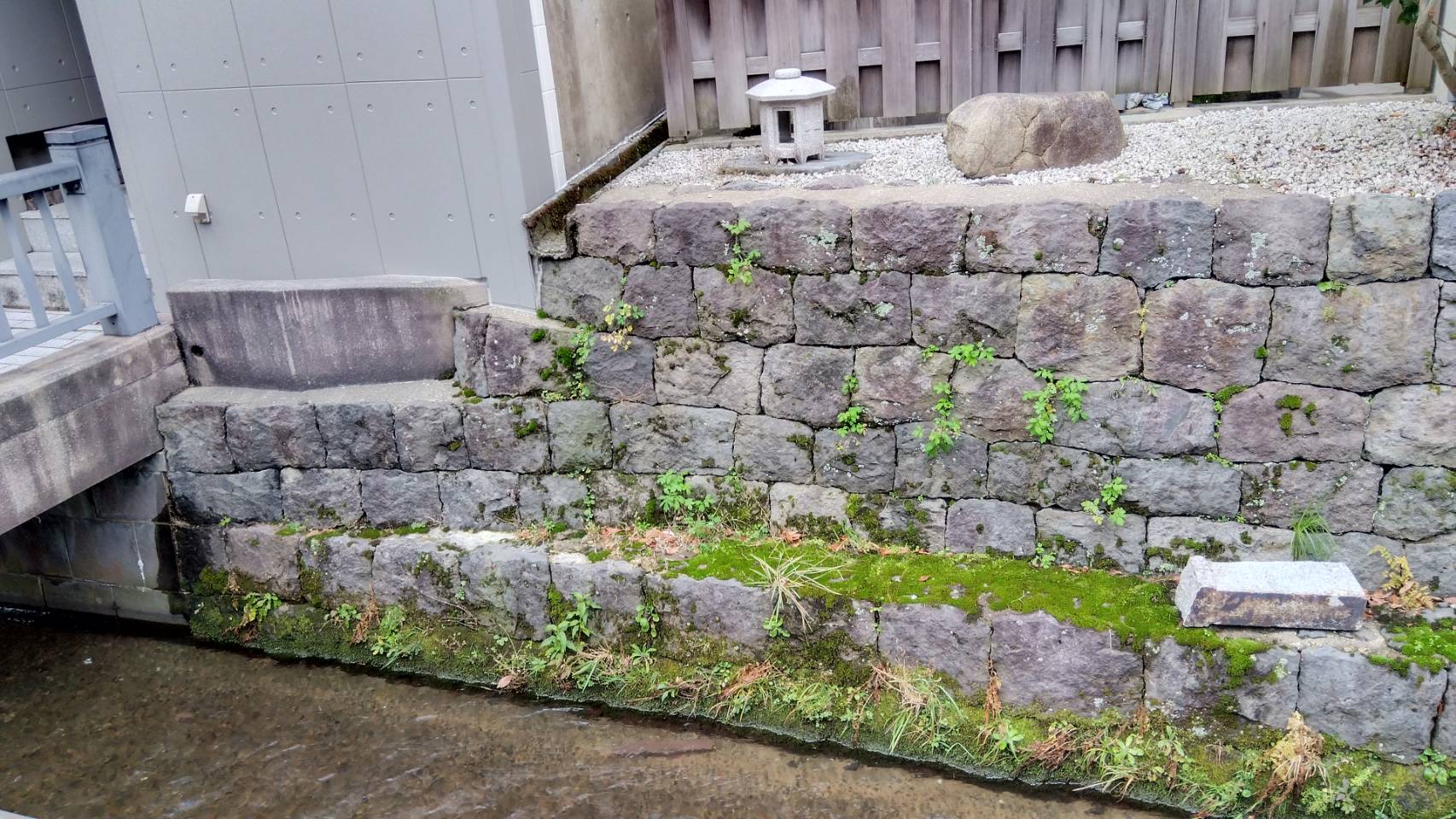 金沢のお香とアロマの香り専門店(石川県金沢市)・金沢観光地・金沢の観光スポット武家屋敷跡近く・人気でおすすめのお土産処-お香専門店のアロマ香房焚屋