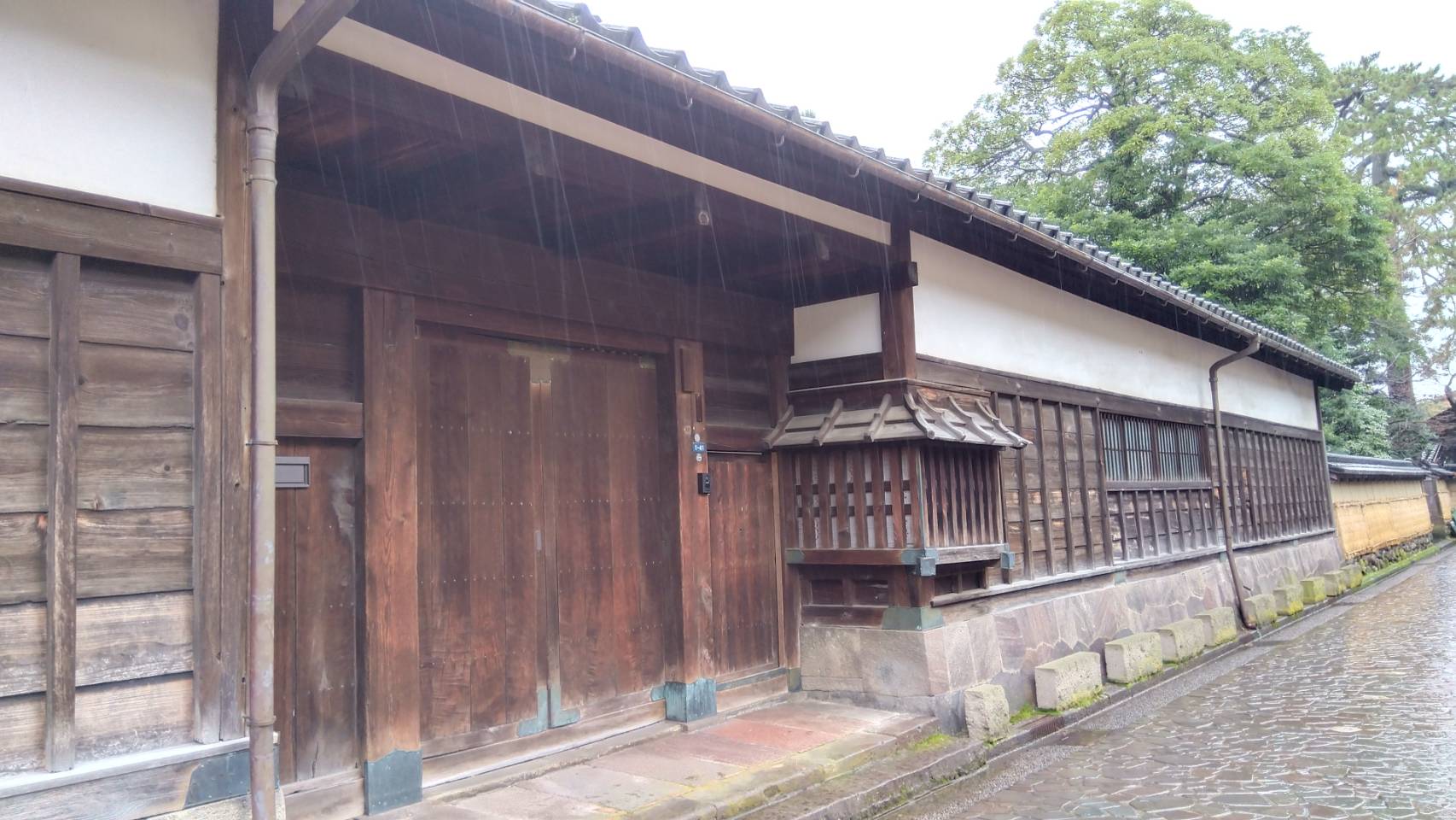 金沢のお香とアロマの香り専門店(石川県金沢市)・金沢観光地・金沢の観光スポット武家屋敷跡近く・人気でおすすめのお土産処-お香専門店のアロマ香房焚屋