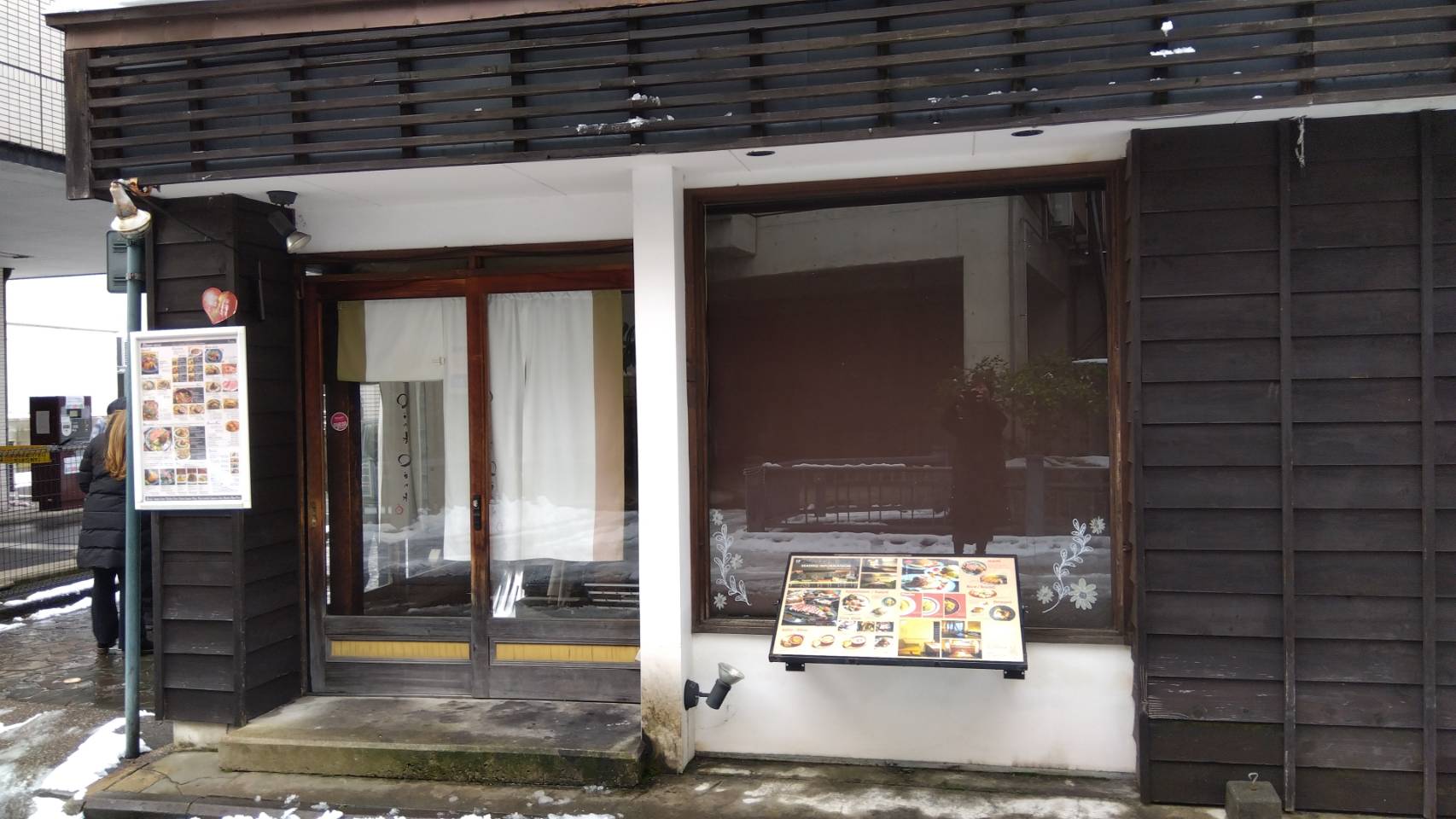 金沢のお香とアロマの香り専門店(石川県金沢市)・金沢観光地・金沢の観光スポット武家屋敷跡近く・人気でおすすめのお土産処-お香専門店のアロマ香房焚屋