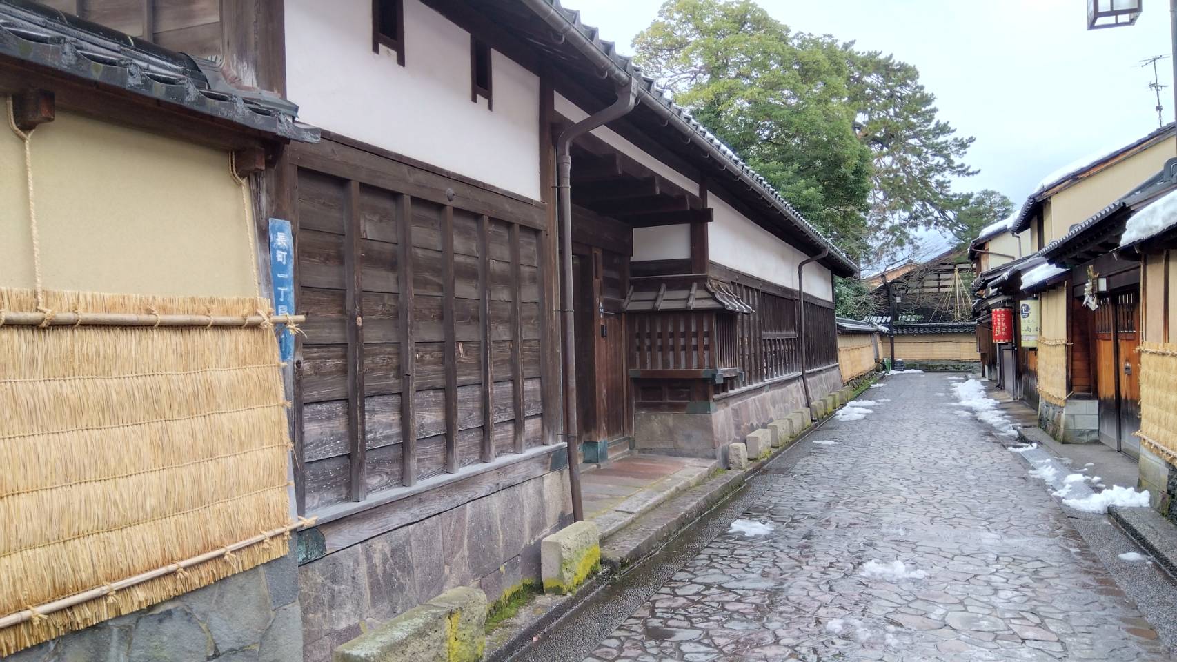 金沢のお香とアロマの香り専門店(石川県金沢市)・金沢観光地・金沢の観光スポット武家屋敷跡近く・人気でおすすめのお土産処-お香専門店のアロマ香房焚屋