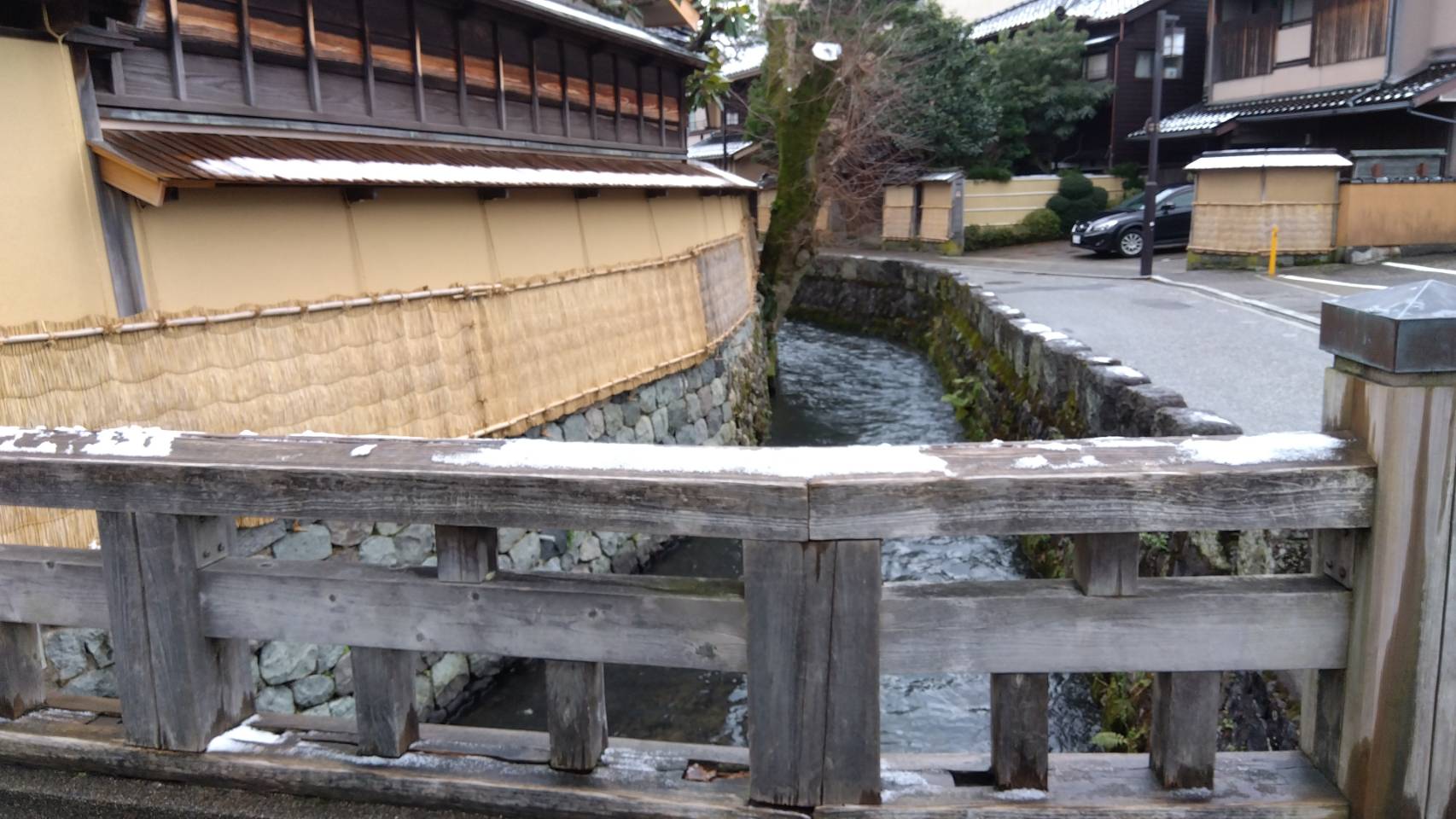 金沢のお香とアロマの香り専門店(石川県金沢市)・金沢観光地・金沢の観光スポット武家屋敷跡近く・人気でおすすめのお土産処-お香専門店のアロマ香房焚屋