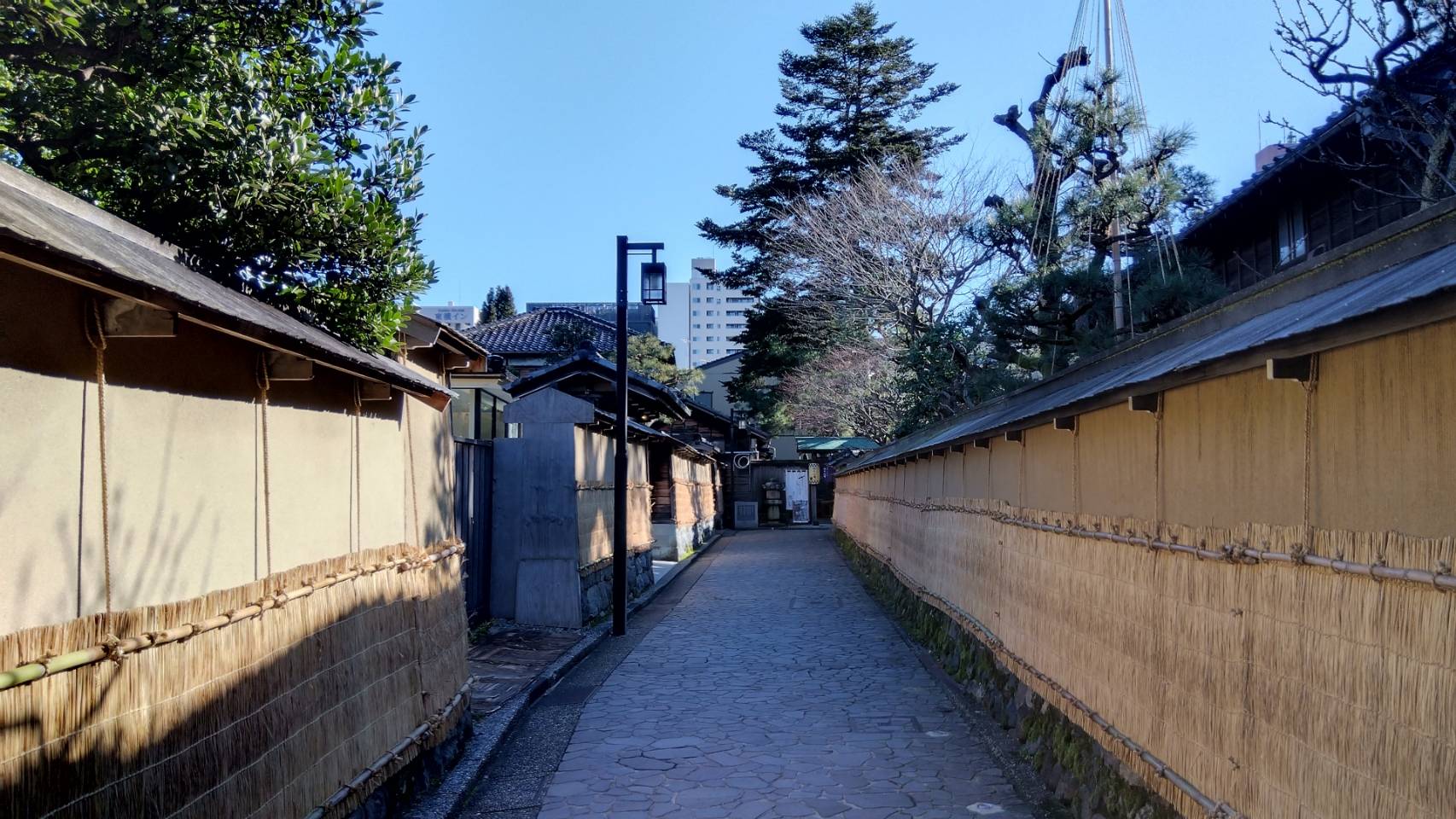 金沢のお香とアロマの香り専門店(石川県金沢市)・金沢観光地・金沢の観光スポット武家屋敷跡近く・人気でおすすめのお土産処-お香専門店のアロマ香房焚屋