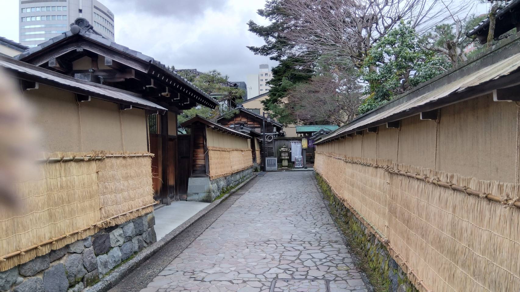 金沢のお香とアロマの香り専門店(石川県金沢市)・金沢観光地・金沢の観光スポット武家屋敷跡近く・人気でおすすめのお土産処-お香専門店のアロマ香房焚屋