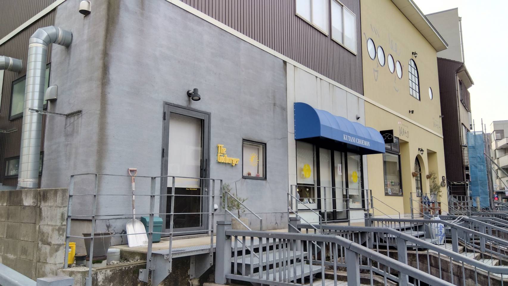 金沢のお香とアロマの香り専門店(石川県金沢市)・金沢観光地・金沢の観光スポット武家屋敷跡近く・人気でおすすめのお土産処-お香専門店のアロマ香房焚屋