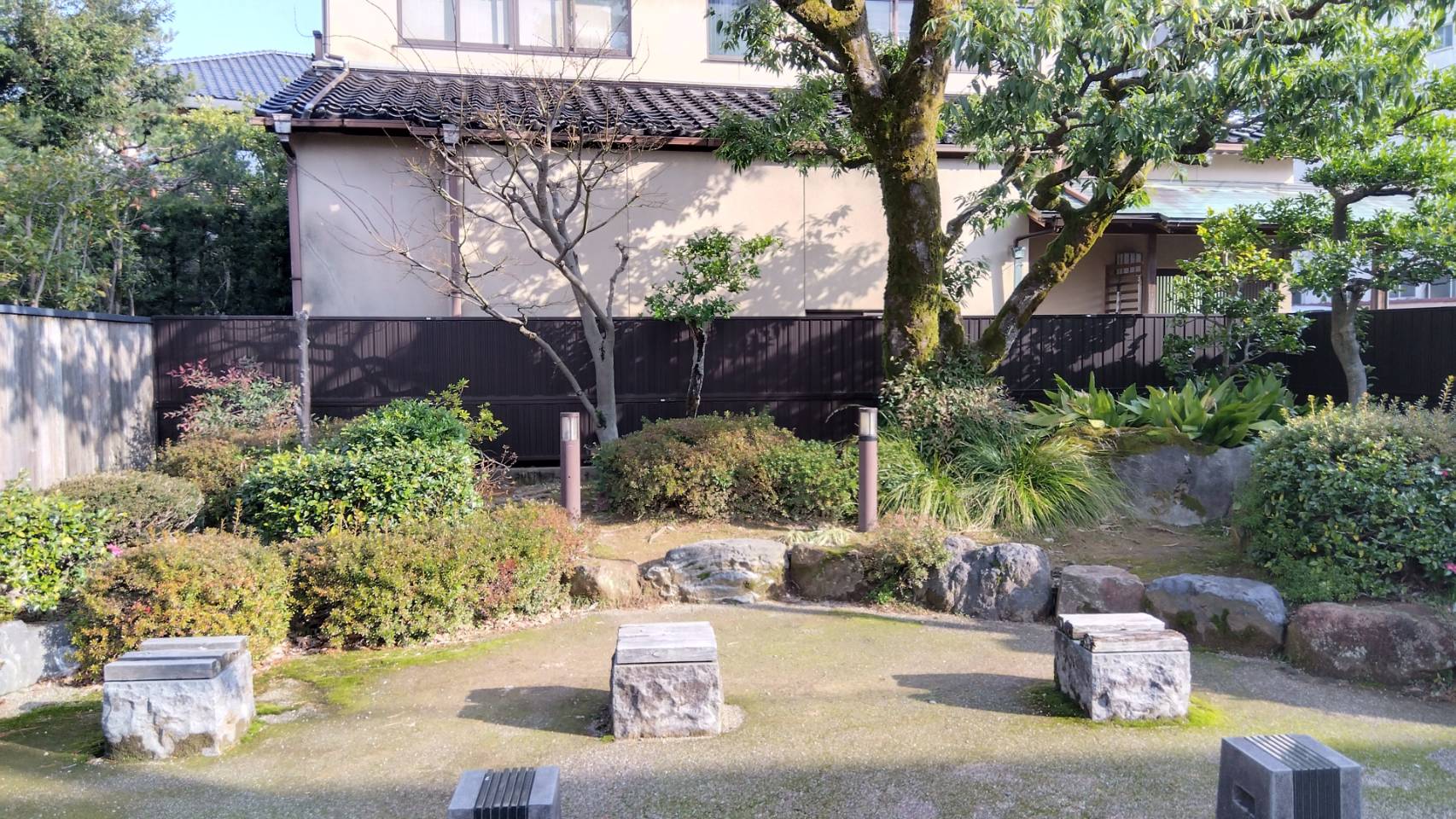 金沢のお香とアロマの香り専門店(石川県金沢市)・金沢観光地・金沢の観光スポット武家屋敷跡近く・人気でおすすめのお土産処-お香専門店のアロマ香房焚屋