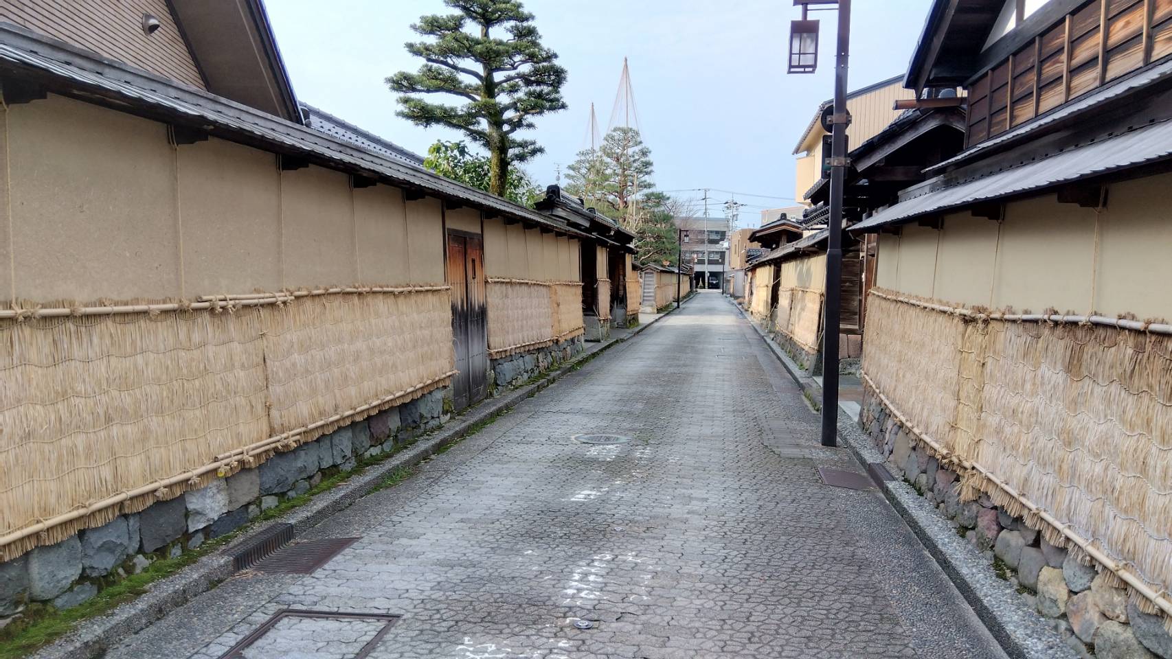 金沢のお香とアロマの香り専門店(石川県金沢市)・金沢観光地・金沢の観光スポット武家屋敷跡近く・人気でおすすめのお土産処-お香専門店のアロマ香房焚屋