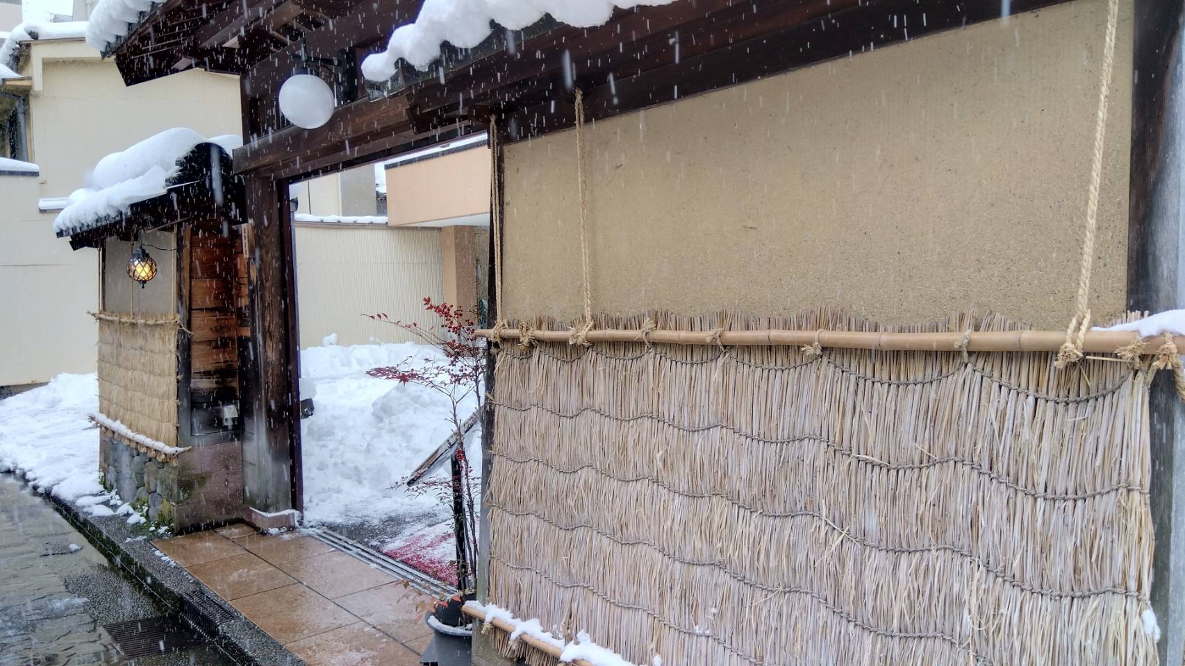 金沢のお香とアロマの香り専門店(石川県金沢市)・金沢観光地・金沢の観光スポット武家屋敷跡近く・人気でおすすめのお土産処-お香専門店のアロマ香房焚屋