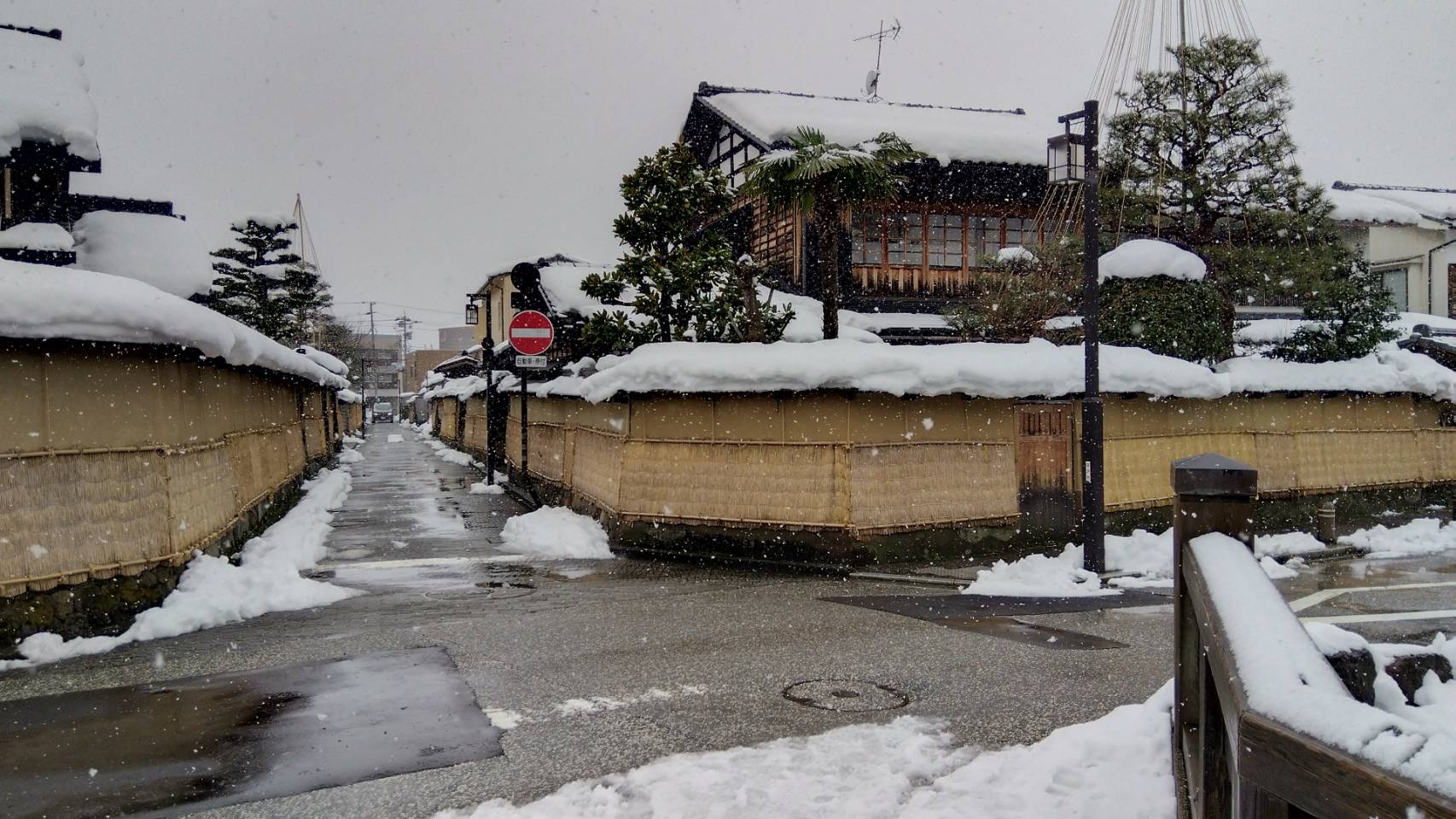 金沢のお香とアロマの香り専門店(石川県金沢市)・金沢観光地・金沢の観光スポット武家屋敷跡近く・人気でおすすめのお土産処-お香専門店のアロマ香房焚屋