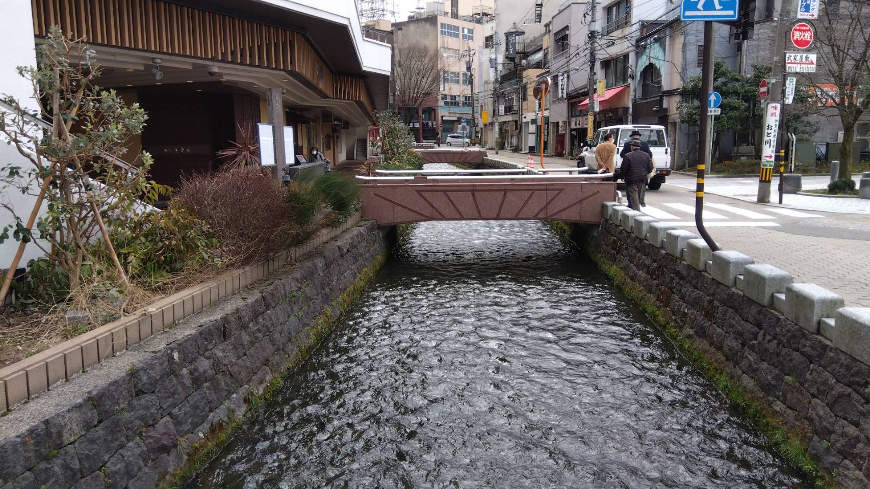金沢のお香とアロマの香り専門店(石川県金沢市)・金沢観光地・金沢の観光スポット武家屋敷跡近く・人気でおすすめのお土産処-お香専門店のアロマ香房焚屋