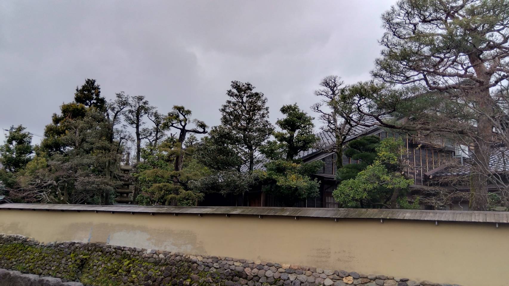 金沢のお香とアロマの香り専門店(石川県金沢市)・金沢観光地・金沢の観光スポット武家屋敷跡近く・人気でおすすめのお土産処-お香専門店のアロマ香房焚屋