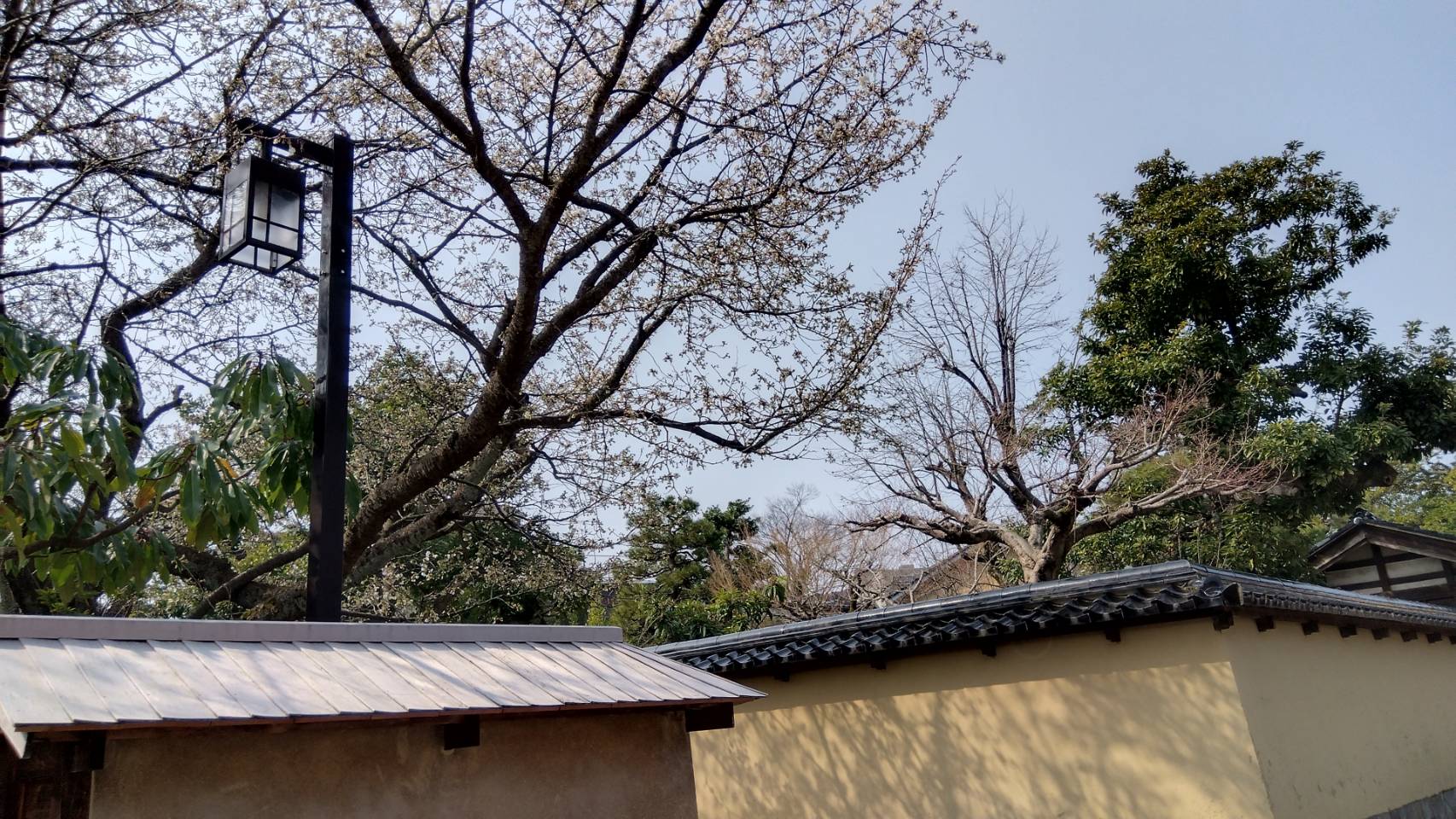 金沢のお香とアロマの香り専門店(石川県金沢市)・金沢観光地・金沢の観光スポット武家屋敷跡近く・人気でおすすめのお土産処-お香専門店のアロマ香房焚屋