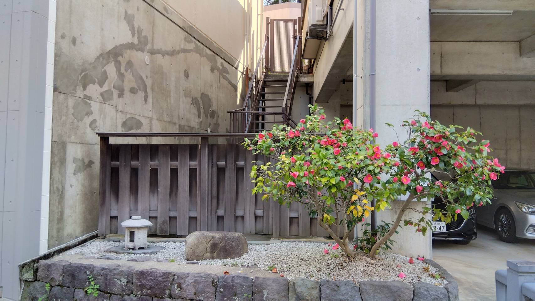 金沢のお香とアロマの香り専門店(石川県金沢市)・金沢観光地・金沢の観光スポット武家屋敷跡近く・人気でおすすめのお土産処-お香専門店のアロマ香房焚屋