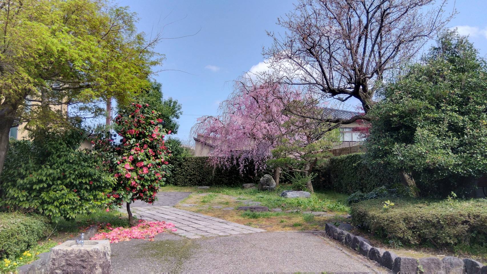 金沢のお香とアロマの香り専門店(石川県金沢市)・金沢観光地・金沢の観光スポット武家屋敷跡近く・人気でおすすめのお土産処-お香専門店のアロマ香房焚屋