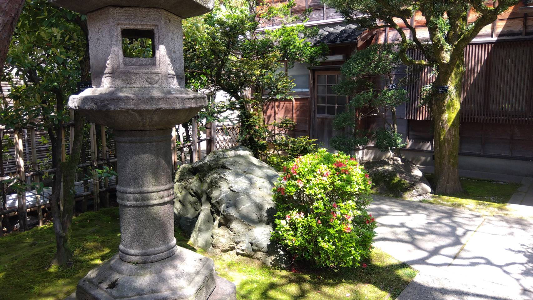 金沢のお香とアロマの香り専門店(石川県金沢市)・金沢観光地・金沢の観光スポット武家屋敷跡近く・人気でおすすめのお土産処-お香専門店のアロマ香房焚屋