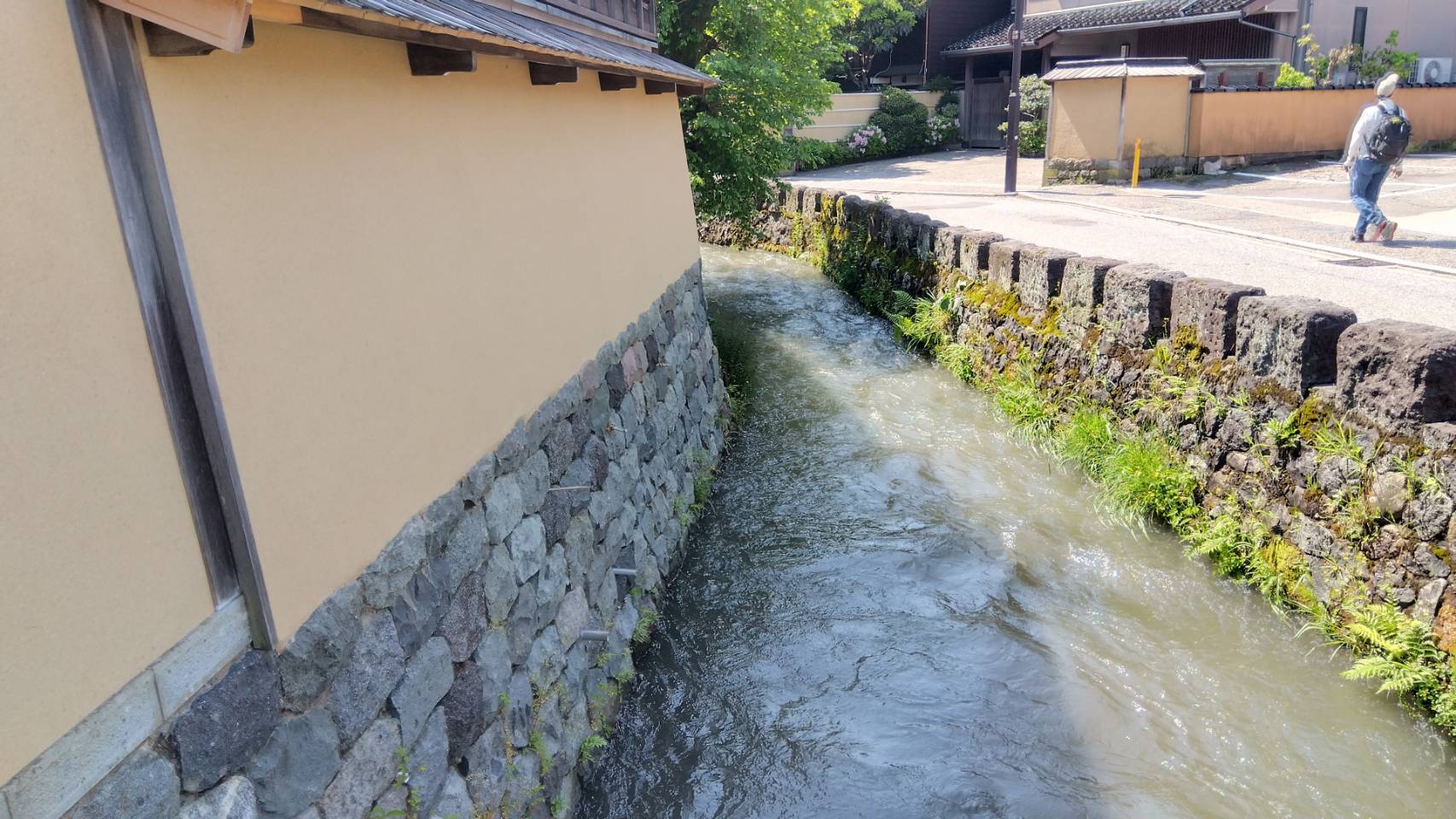 金沢のお香とアロマの香り専門店(石川県金沢市)・金沢観光地・金沢の観光スポット武家屋敷跡近く・人気でおすすめのお土産処-お香専門店のアロマ香房焚屋