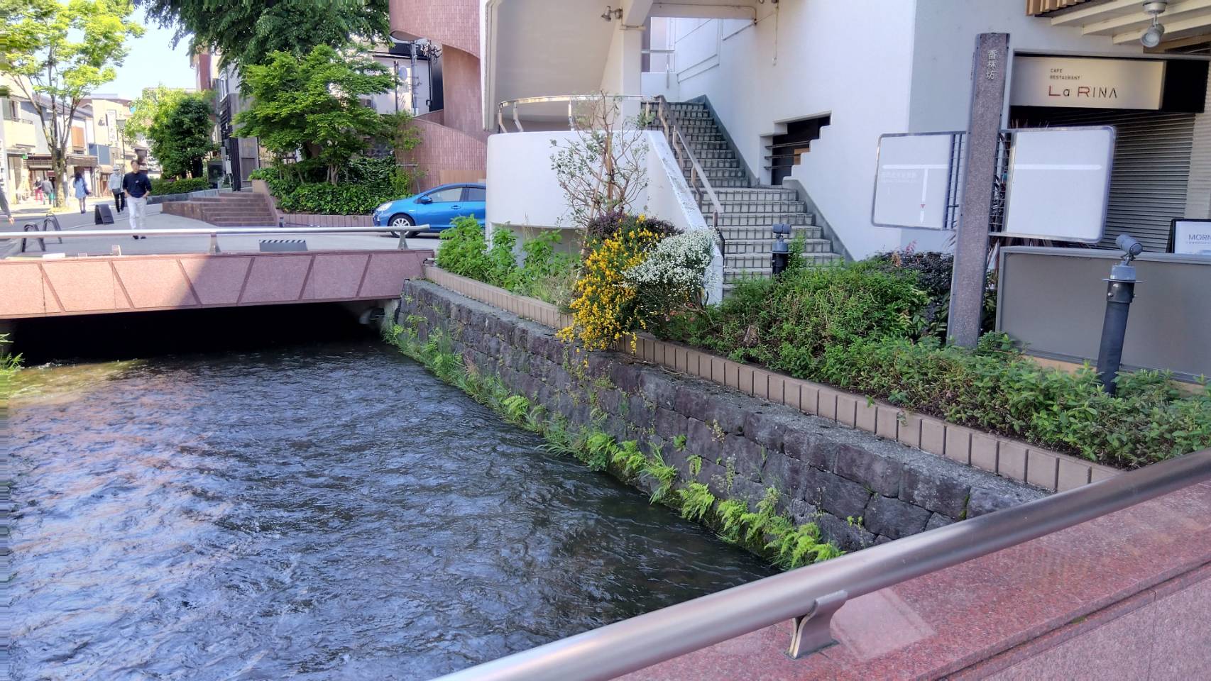 金沢のお香とアロマの香り専門店(石川県金沢市)・金沢観光地・金沢の観光スポット武家屋敷跡近く・人気でおすすめのお土産処-お香専門店のアロマ香房焚屋