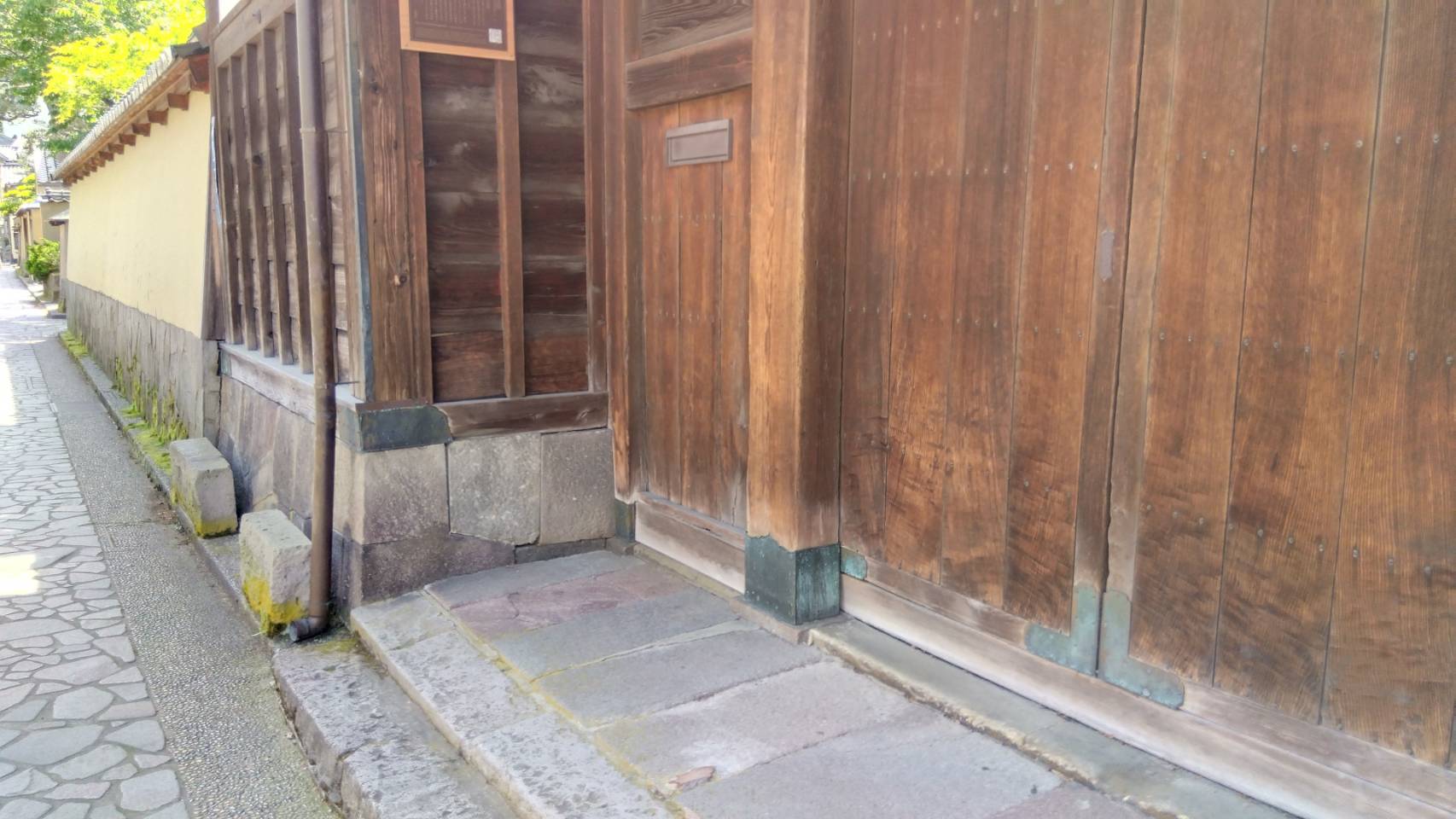 金沢のお香とアロマの香り専門店(石川県金沢市)・金沢観光地・金沢の観光スポット武家屋敷跡近く・人気でおすすめのお土産処-お香専門店のアロマ香房焚屋