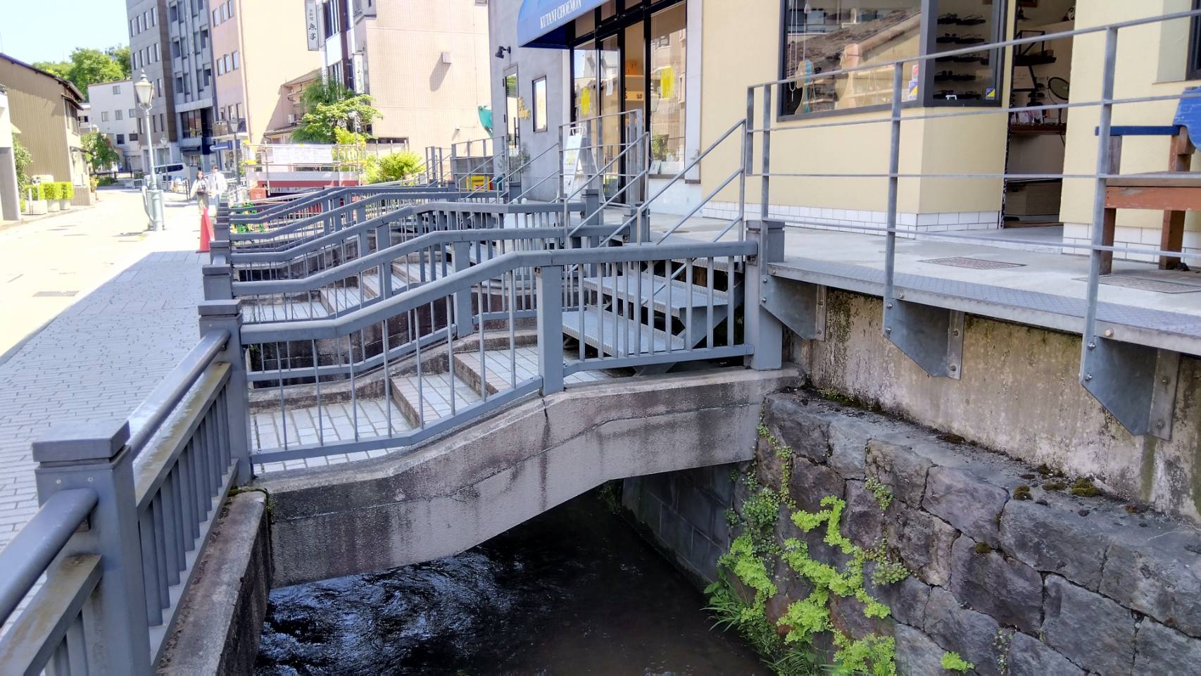 金沢のお香とアロマの香り専門店(石川県金沢市)・金沢観光地・金沢の観光スポット武家屋敷跡近く・人気でおすすめのお土産処-お香専門店のアロマ香房焚屋