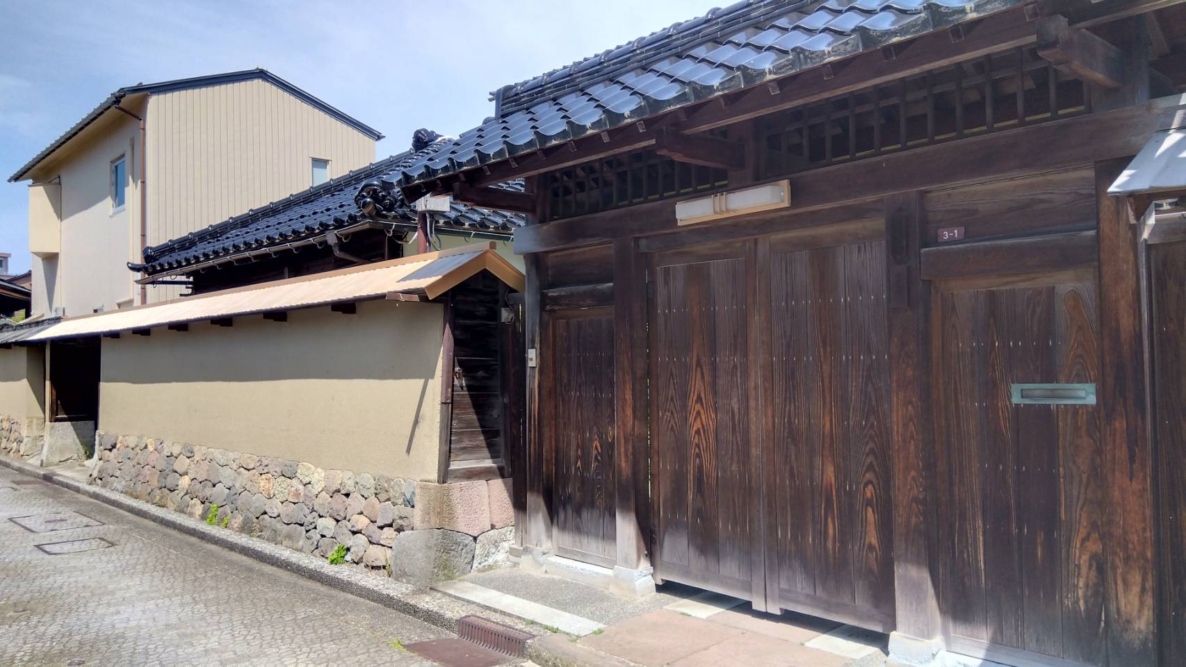 金沢のお香とアロマの香り専門店(石川県金沢市)・金沢観光地・金沢の観光スポット武家屋敷跡近く・人気でおすすめのお土産処-お香専門店のアロマ香房焚屋