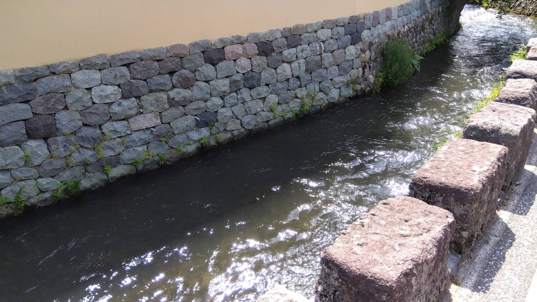 金沢のお香とアロマの香り専門店(石川県金沢市)・金沢観光地・金沢の観光スポット武家屋敷跡近く・人気でおすすめのお土産処-お香専門店のアロマ香房焚屋