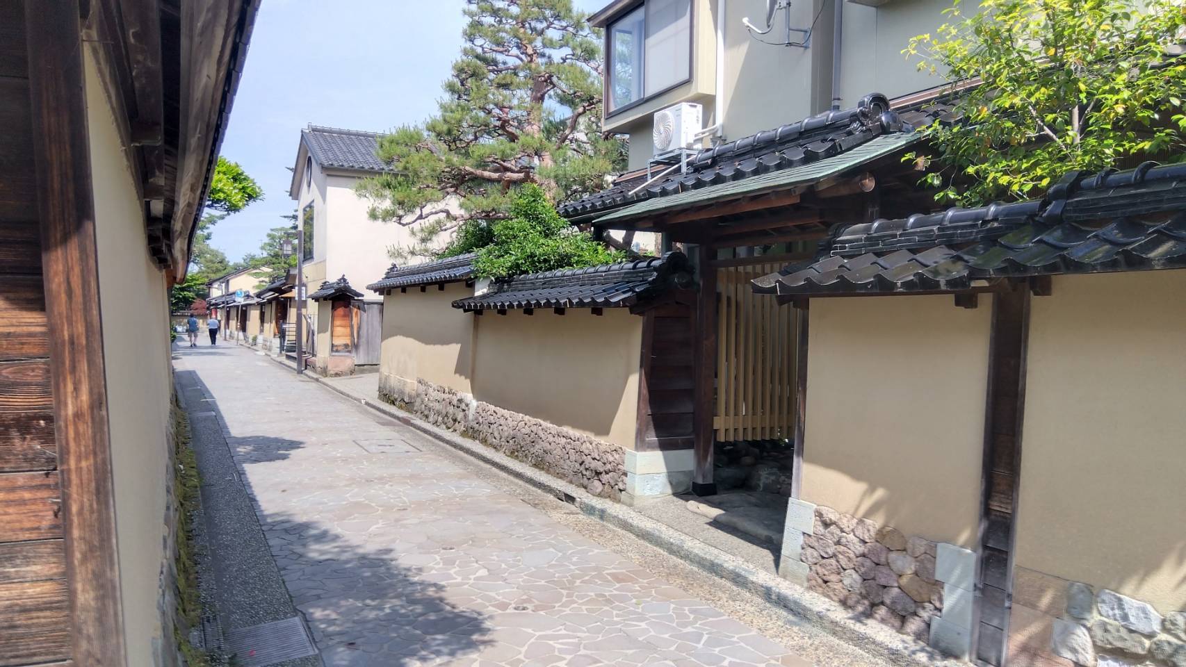 金沢のお香とアロマの香り専門店(石川県金沢市)・金沢観光地・金沢の観光スポット武家屋敷跡近く・人気でおすすめのお土産処-お香専門店のアロマ香房焚屋