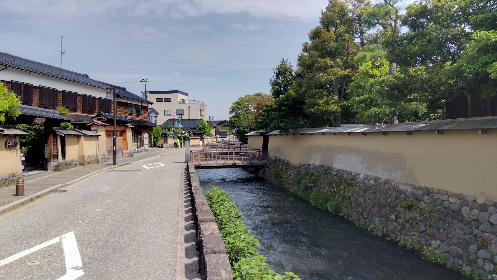 金沢のお香とアロマの香り専門店(石川県金沢市)・金沢観光地・金沢の観光スポット武家屋敷跡近く・人気でおすすめのお土産処-お香専門店のアロマ香房焚屋
