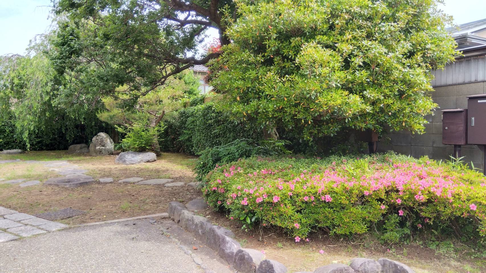 金沢のお香とアロマの香り専門店(石川県金沢市)・金沢観光地・金沢の観光スポット武家屋敷跡近く・人気でおすすめのお土産処-お香専門店のアロマ香房焚屋
