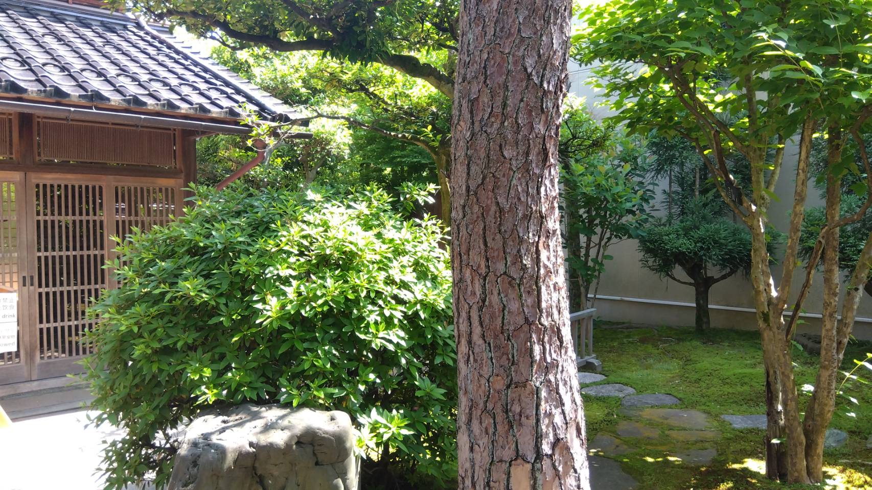 金沢のお香とアロマの香り専門店(石川県金沢市)・金沢観光地・金沢の観光スポット武家屋敷跡近く・人気でおすすめのお土産処-お香専門店のアロマ香房焚屋