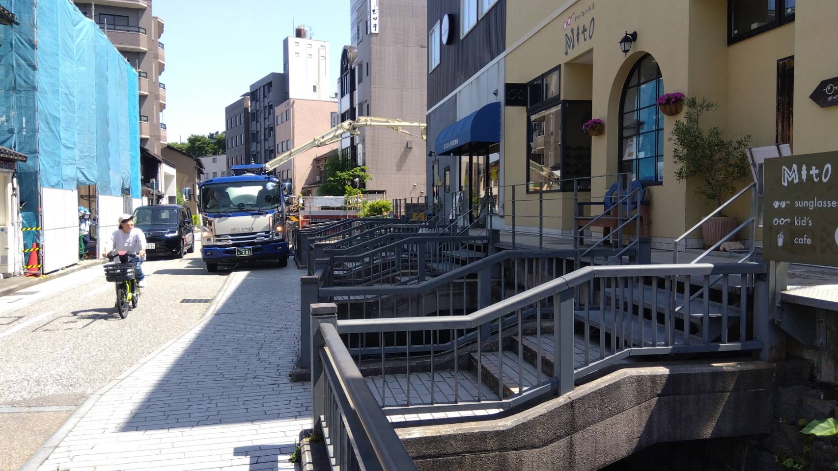 金沢のお香とアロマの香り専門店(石川県金沢市)・金沢観光地・金沢の観光スポット武家屋敷跡近く・人気でおすすめのお土産処-お香専門店のアロマ香房焚屋