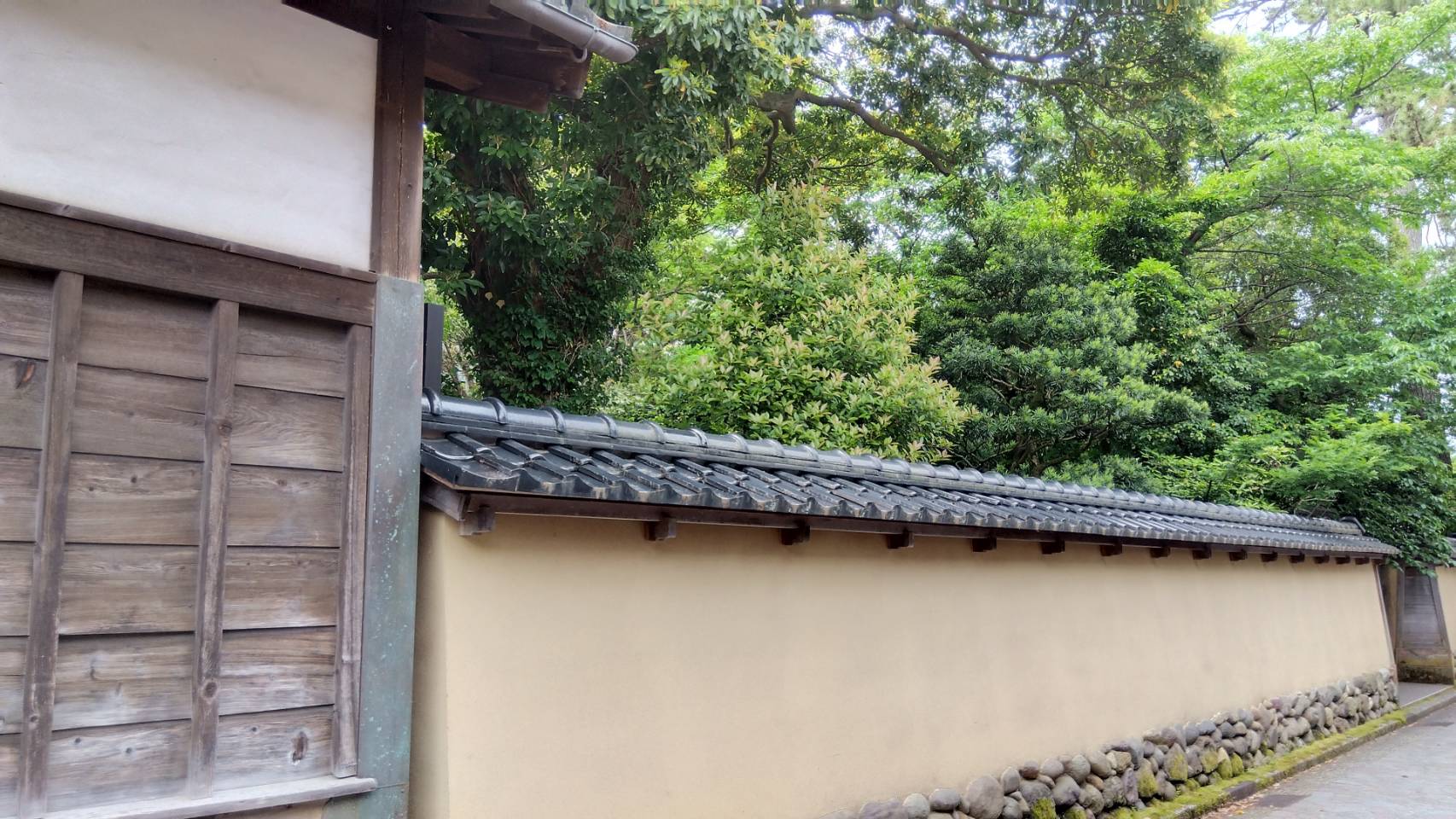 金沢のお香とアロマの香り専門店(石川県金沢市)・金沢観光地・金沢の観光スポット武家屋敷跡近く・人気でおすすめのお土産処-お香専門店のアロマ香房焚屋