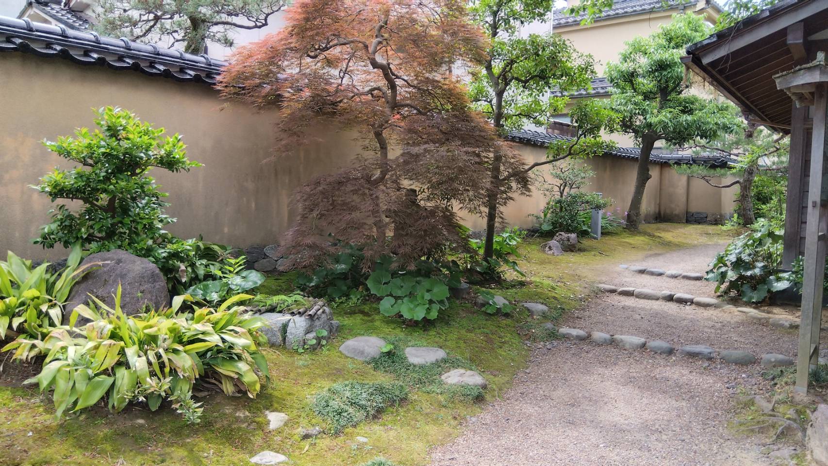 金沢のお香とアロマの香り専門店(石川県金沢市)・金沢観光地・金沢の観光スポット武家屋敷跡近く・人気でおすすめのお土産処-お香専門店のアロマ香房焚屋