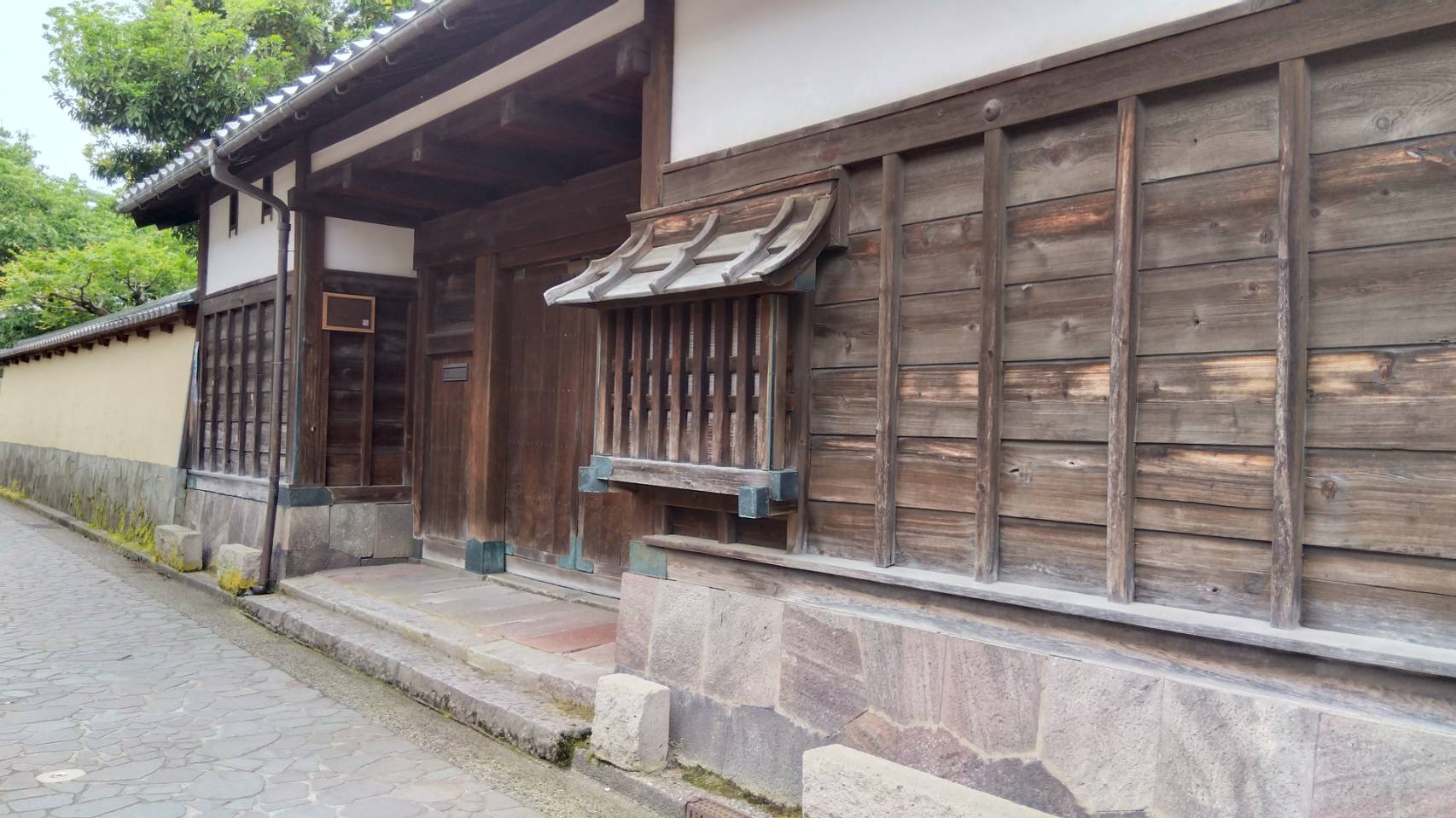 金沢のお香とアロマの香り専門店(石川県金沢市)・金沢観光地・金沢の観光スポット武家屋敷跡近く・人気でおすすめのお土産処-お香専門店のアロマ香房焚屋