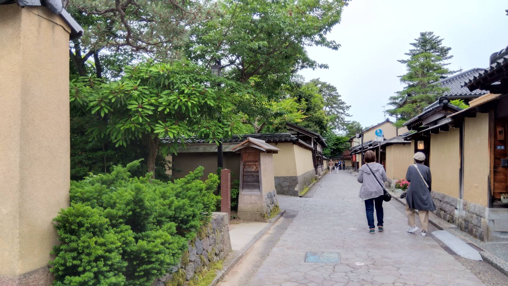 金沢のお香とアロマの香り専門店(石川県金沢市)・金沢観光地・金沢の観光スポット武家屋敷跡近く・人気でおすすめのお土産処-お香専門店のアロマ香房焚屋