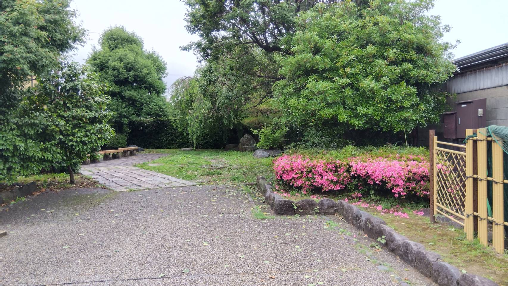 金沢のお香とアロマの香り専門店(石川県金沢市)・金沢観光地・金沢の観光スポット武家屋敷跡近く・人気でおすすめのお土産処-お香専門店のアロマ香房焚屋