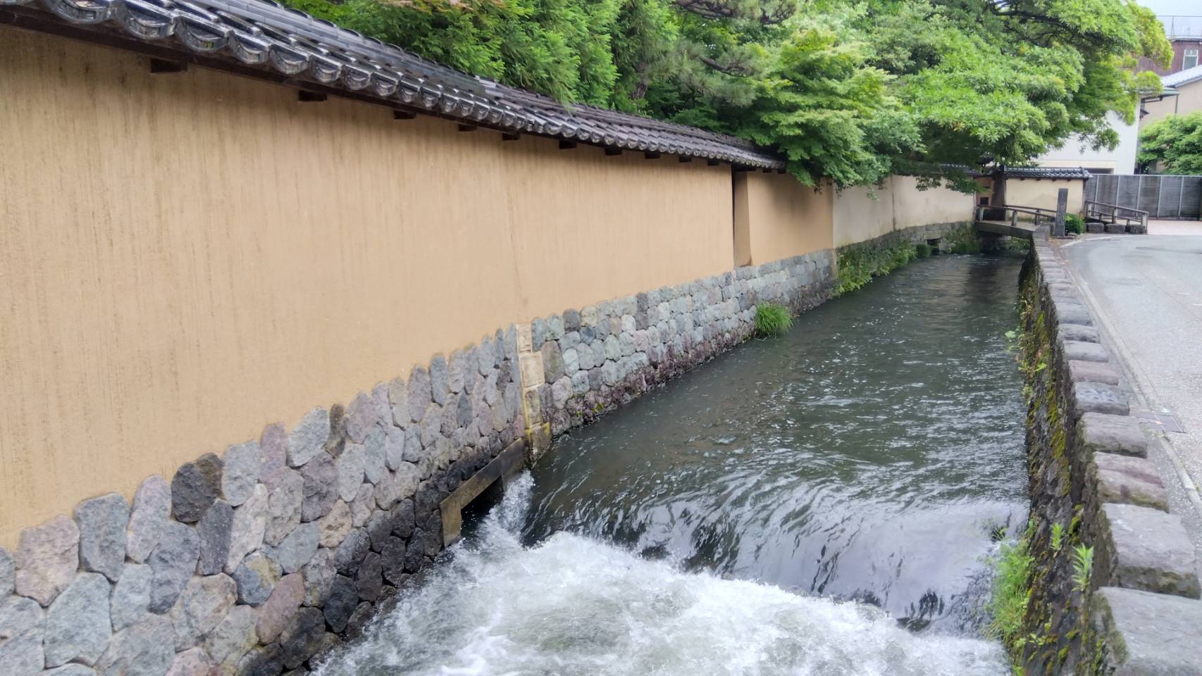 金沢のお香とアロマの香り専門店(石川県金沢市)・金沢観光地・金沢の観光スポット武家屋敷跡近く・人気でおすすめのお土産処-お香専門店のアロマ香房焚屋