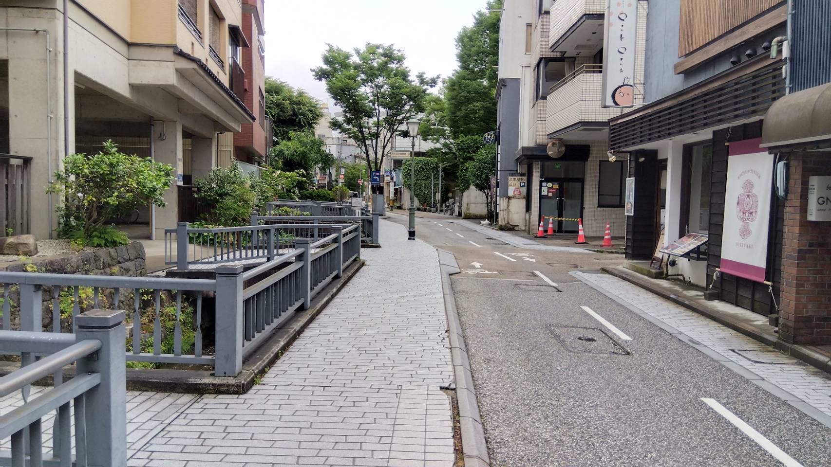 金沢のお香とアロマの香り専門店(石川県金沢市)・金沢観光地・金沢の観光スポット武家屋敷跡近く・人気でおすすめのお土産処-お香専門店のアロマ香房焚屋
