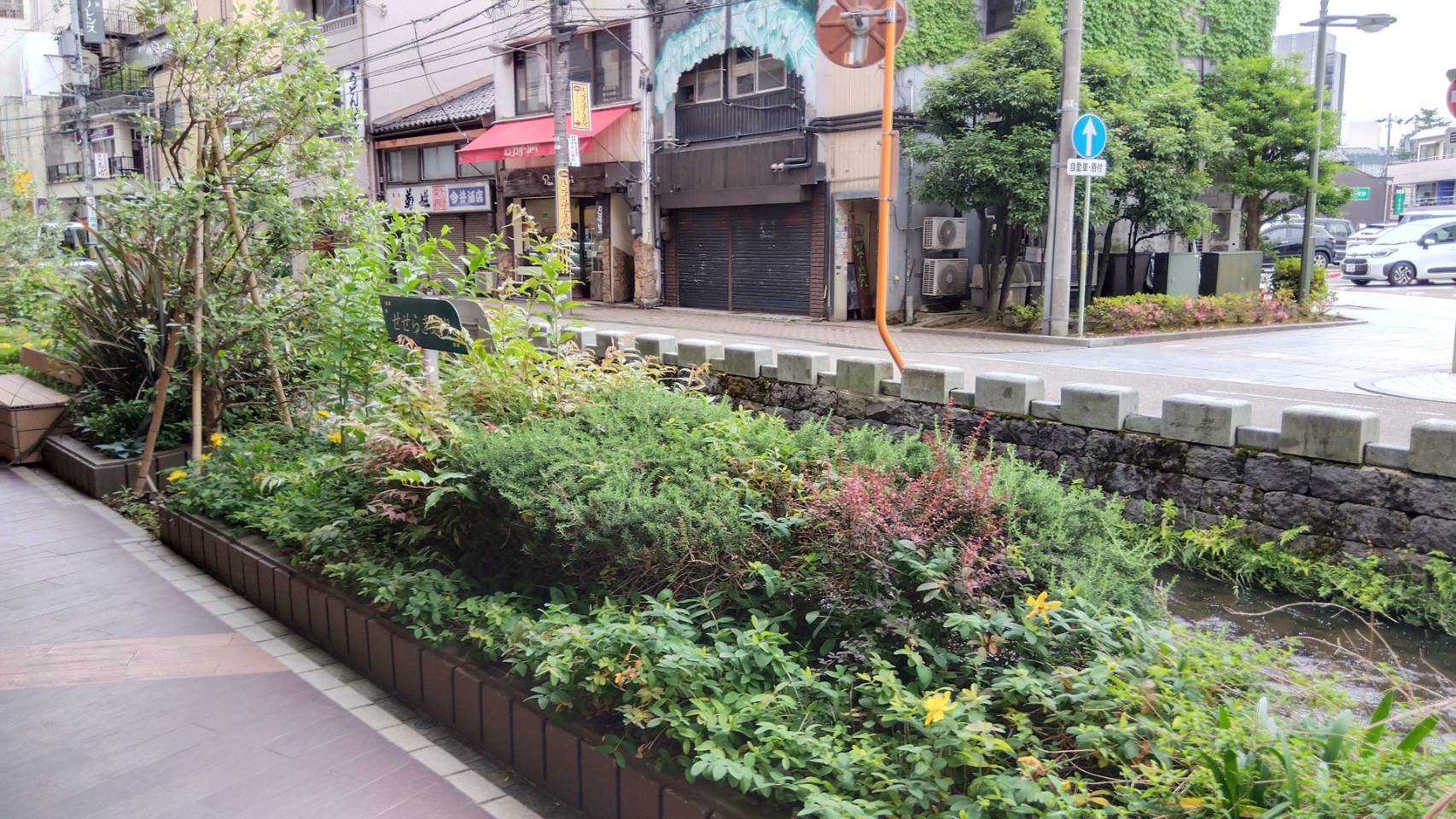 金沢のお香とアロマの香り専門店(石川県金沢市)・金沢観光地・金沢の観光スポット武家屋敷跡近く・人気でおすすめのお土産処-お香専門店のアロマ香房焚屋