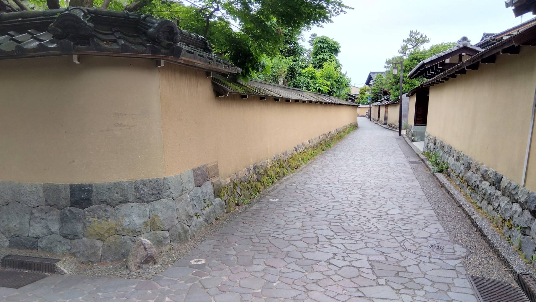 金沢のお香とアロマの香り専門店(石川県金沢市)・金沢観光地・金沢の観光スポット武家屋敷跡近く・人気でおすすめのお土産処-お香専門店のアロマ香房焚屋