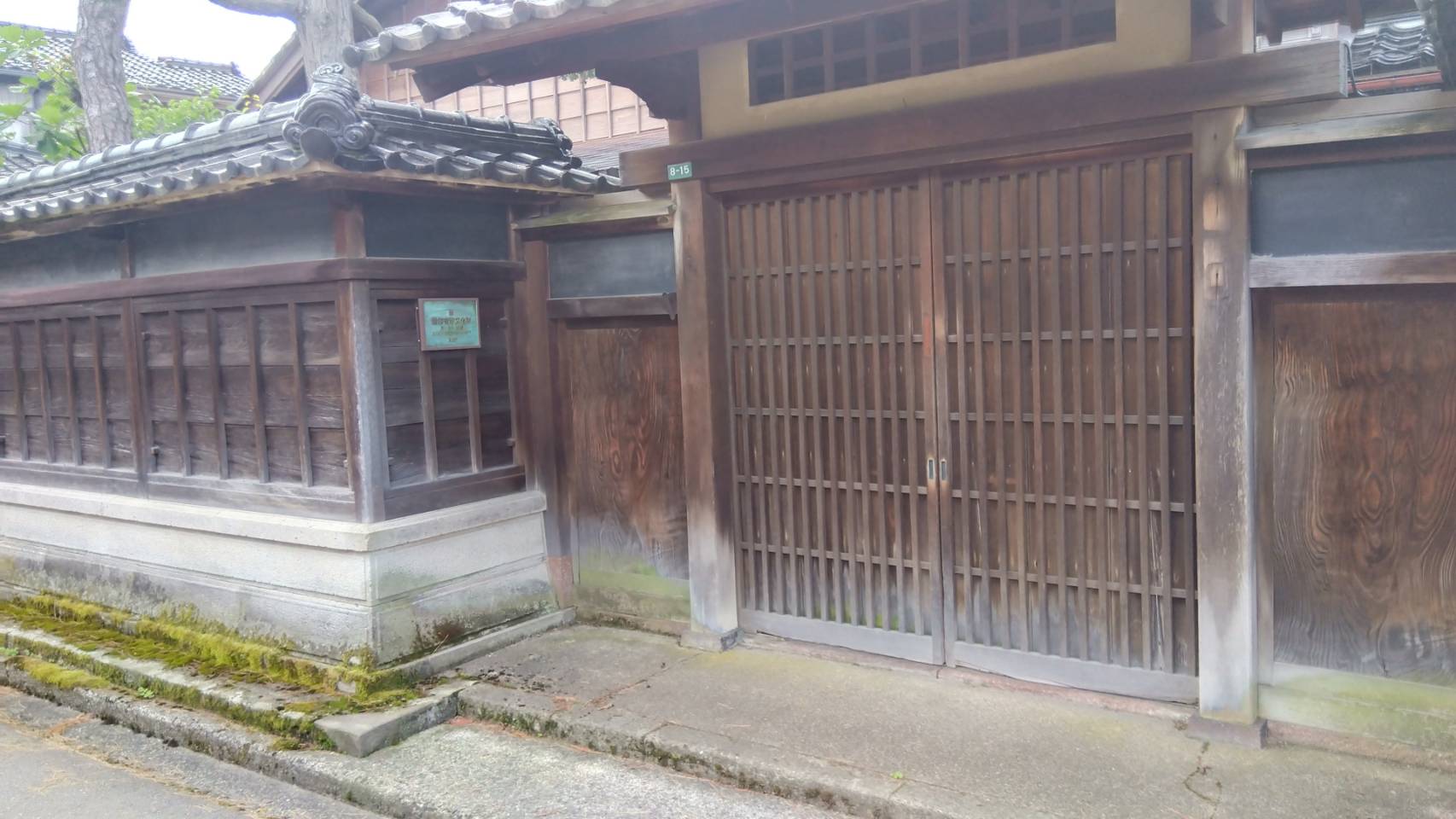 金沢のお香とアロマの香り専門店(石川県金沢市)・金沢観光地・金沢の観光スポット武家屋敷跡近く・人気でおすすめのお土産処-お香専門店のアロマ香房焚屋
