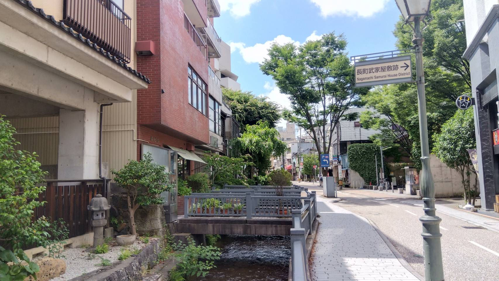 金沢のお香とアロマの香り専門店(石川県金沢市)・金沢観光地・金沢の観光スポット武家屋敷跡近く・人気でおすすめのお土産処-お香専門店のアロマ香房焚屋