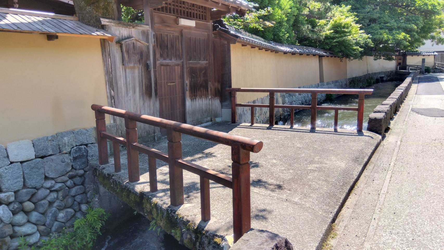 金沢のお香とアロマの香り専門店(石川県金沢市)・金沢観光地・金沢の観光スポット武家屋敷跡近く・人気でおすすめのお土産処-お香専門店のアロマ香房焚屋