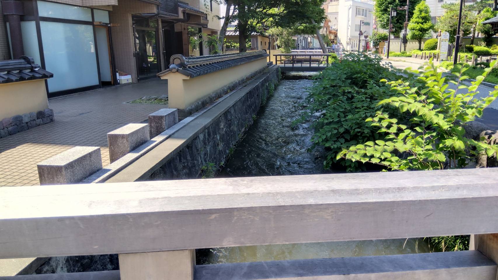 金沢のお香とアロマの香り専門店(石川県金沢市)・金沢観光地・金沢の観光スポット武家屋敷跡近く・人気でおすすめのお土産処-お香専門店のアロマ香房焚屋