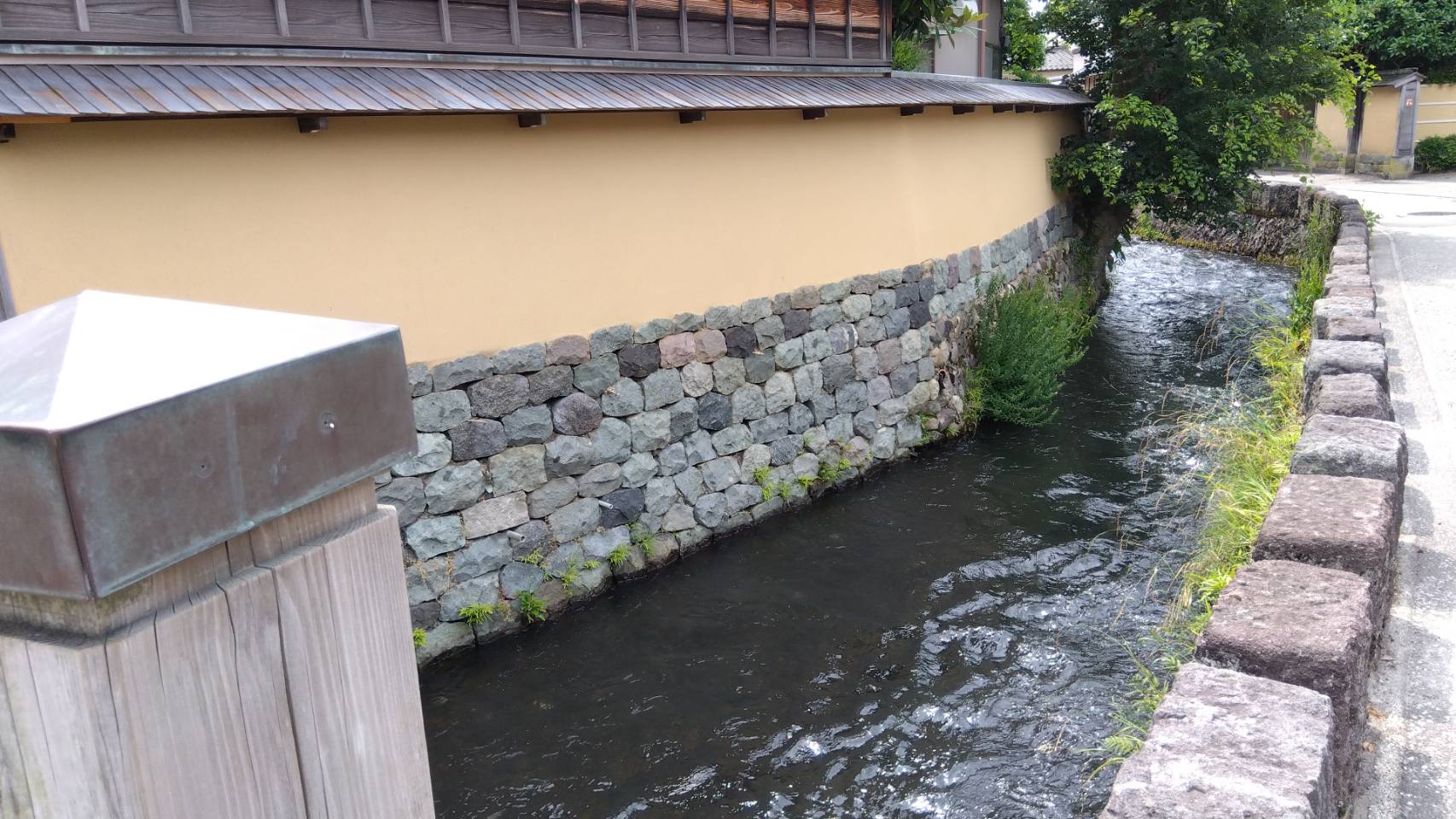 金沢のお香とアロマの香り専門店(石川県金沢市)・金沢観光地・金沢の観光スポット武家屋敷跡近く・人気でおすすめのお土産処-お香専門店のアロマ香房焚屋