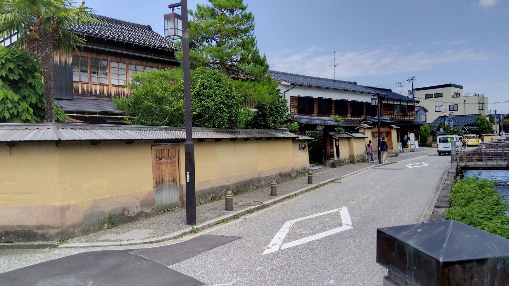 金沢のお香とアロマの香り専門店(石川県金沢市)・金沢観光地・金沢の観光スポット武家屋敷跡近く・人気でおすすめのお土産処-お香専門店のアロマ香房焚屋