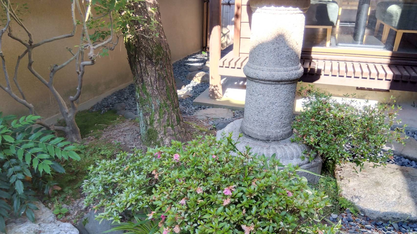 金沢のお香とアロマの香り専門店(石川県金沢市)・金沢観光地・金沢の観光スポット武家屋敷跡近く・人気でおすすめのお土産処-お香専門店のアロマ香房焚屋