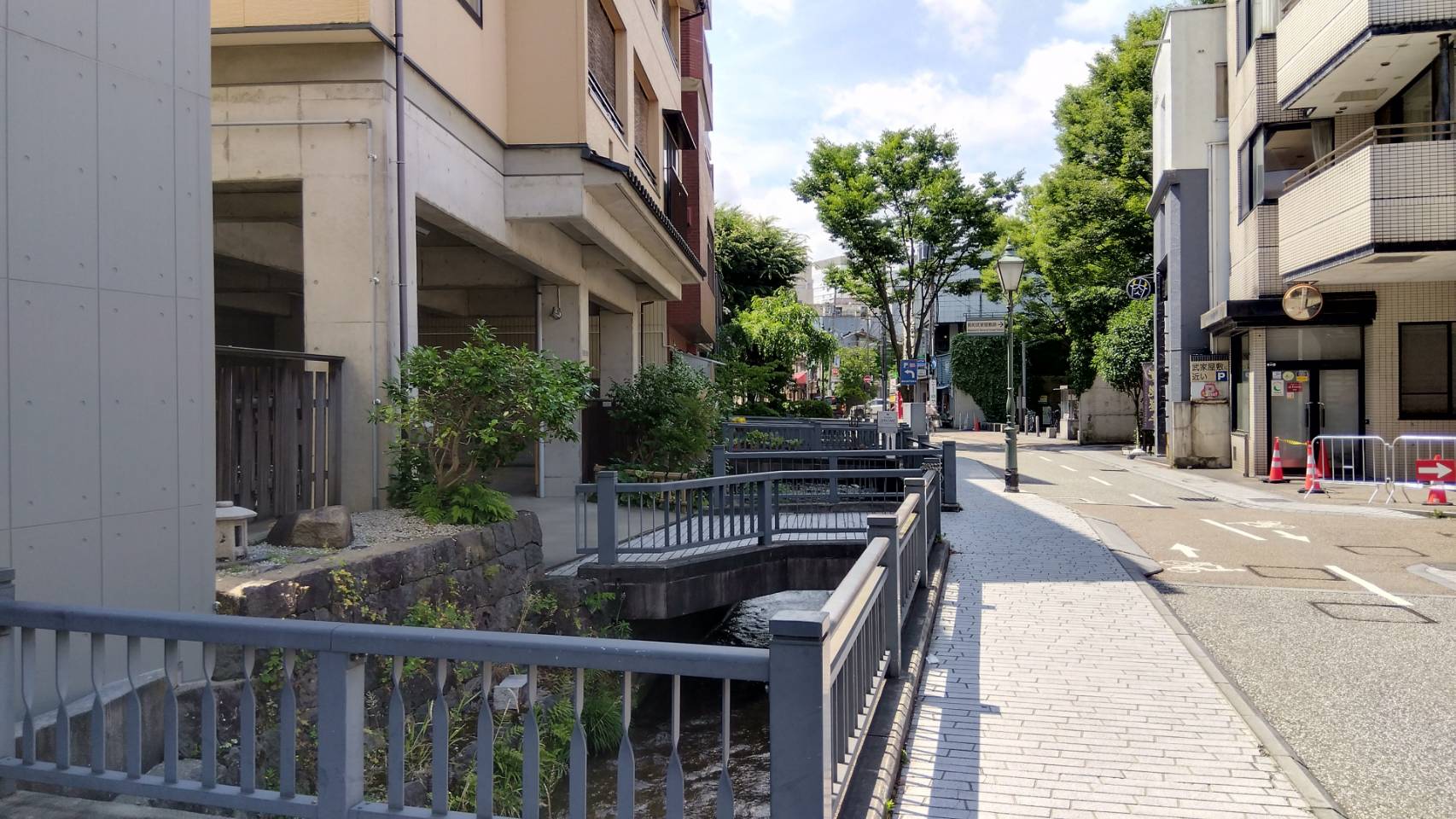 金沢のお香とアロマの香り専門店(石川県金沢市)・金沢観光地・金沢の観光スポット武家屋敷跡近く・人気でおすすめのお土産処-お香専門店のアロマ香房焚屋